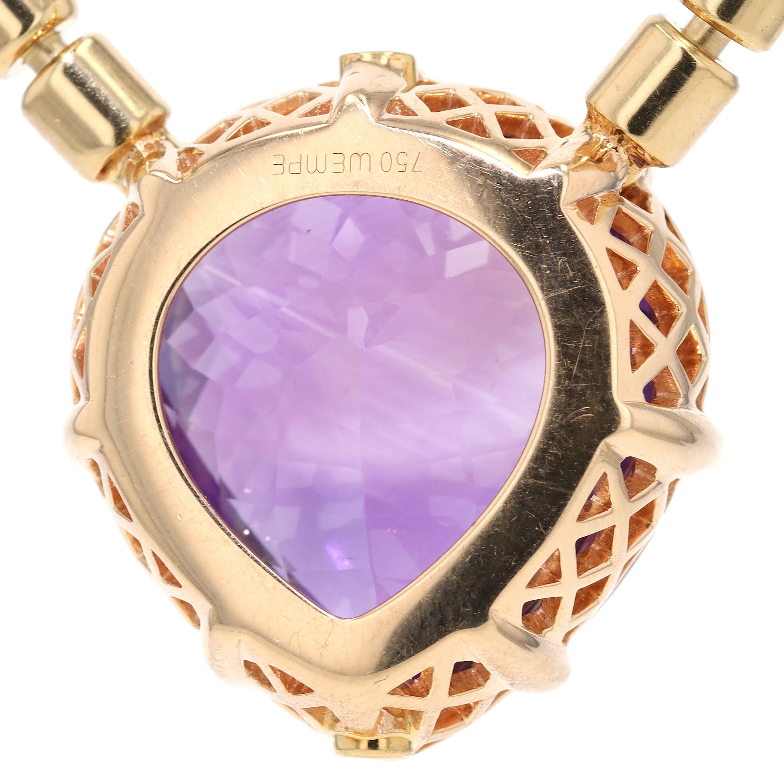 Kette Possession von Piaget mit Brillanten, Anhänger von Wempe mit einem Amethyst ca. 74 ct in 750er Gold, Mittelteil mit Amethyst von hinten mit Punze von Wempe