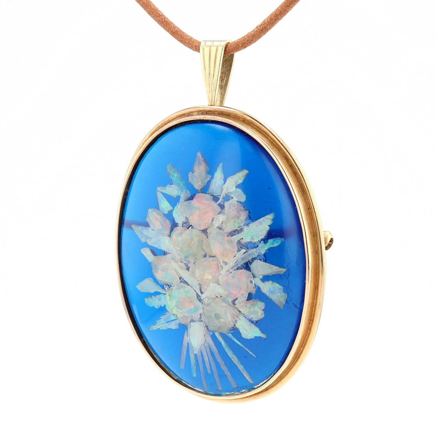 Anhänger in 585er Gelbgold mit weißen Opalen in Blütenform, hängend links gedreht