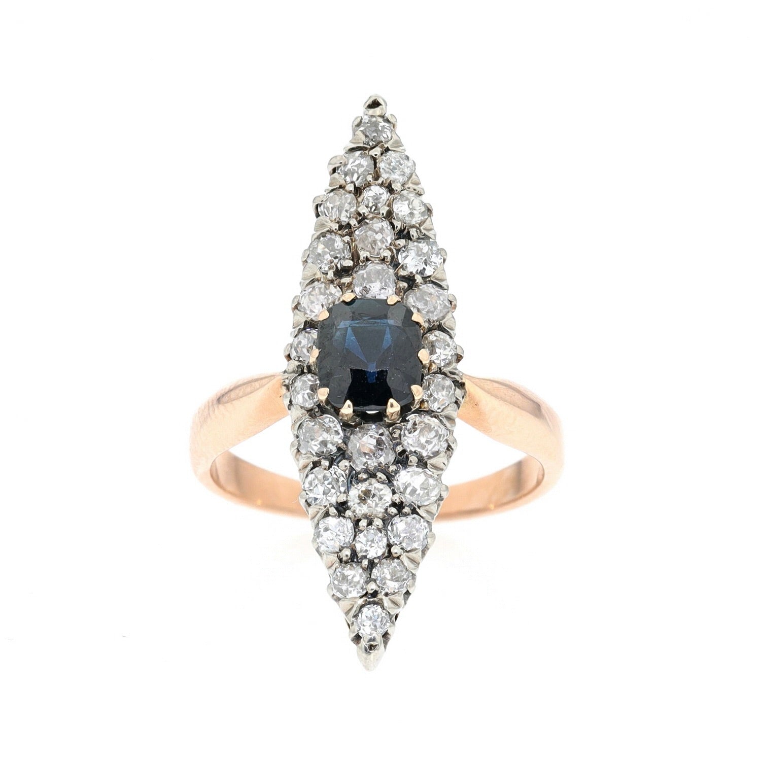 Ring um 1890 in 585er Rotgold mit einem Saphir und Diamanten, liegend frontal