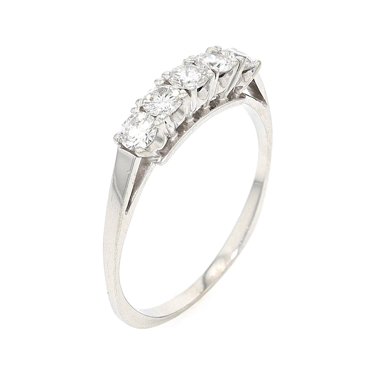 Ring in 750er Weißgold mit Brillanten, stehend