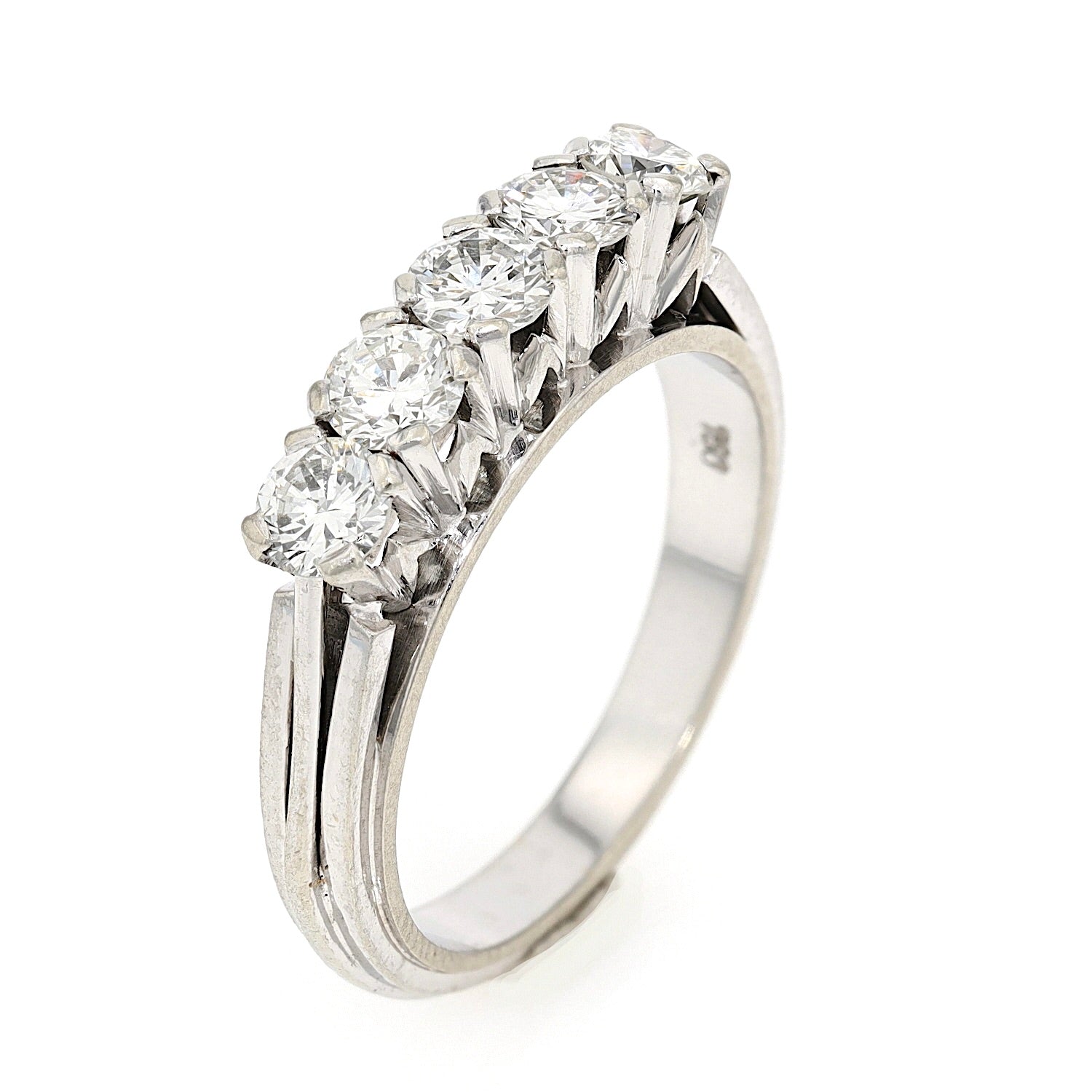 Ring in 750er Weißgold mit 5 Brillanten, gesamt ca. 1 ct, liegend rechts gedreht, stehend
