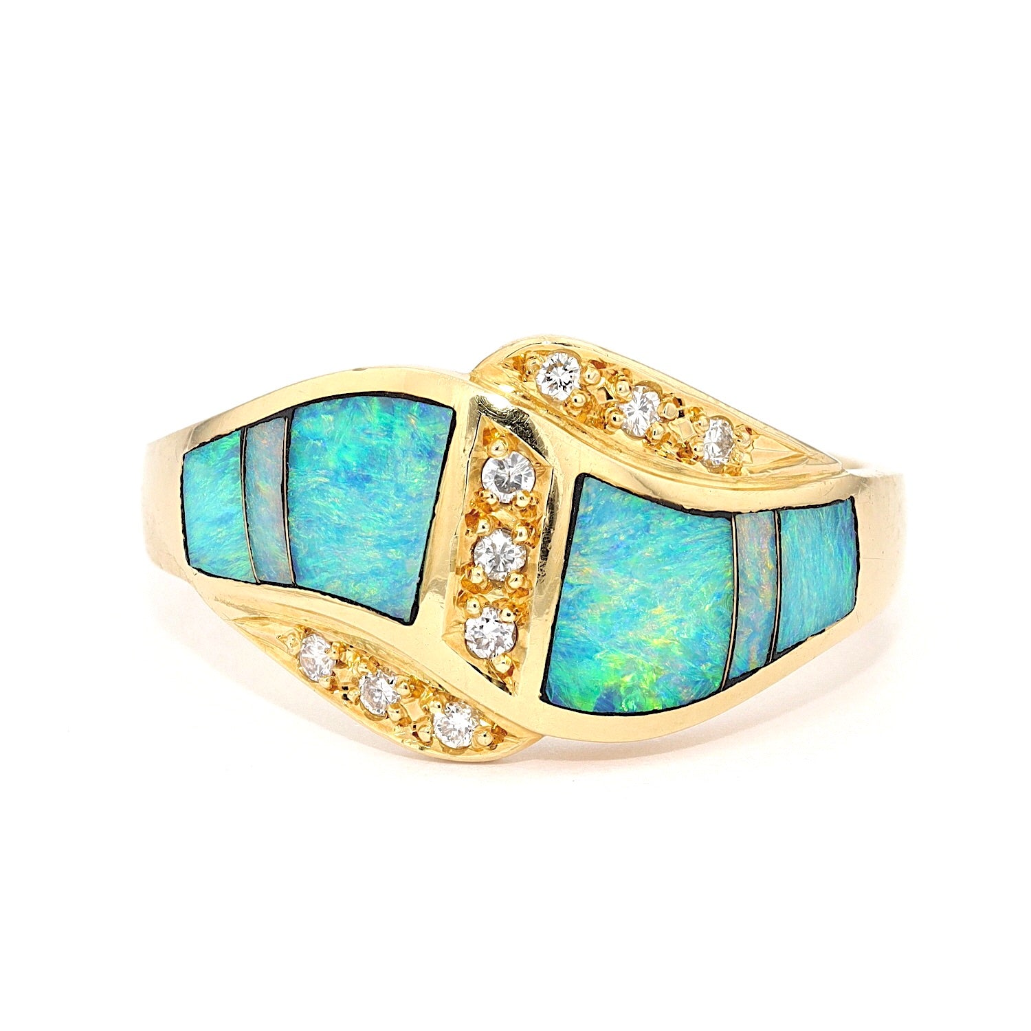 Ring in 18 kt Gelbgold mit Opalen und Brillanten, liegend frontal