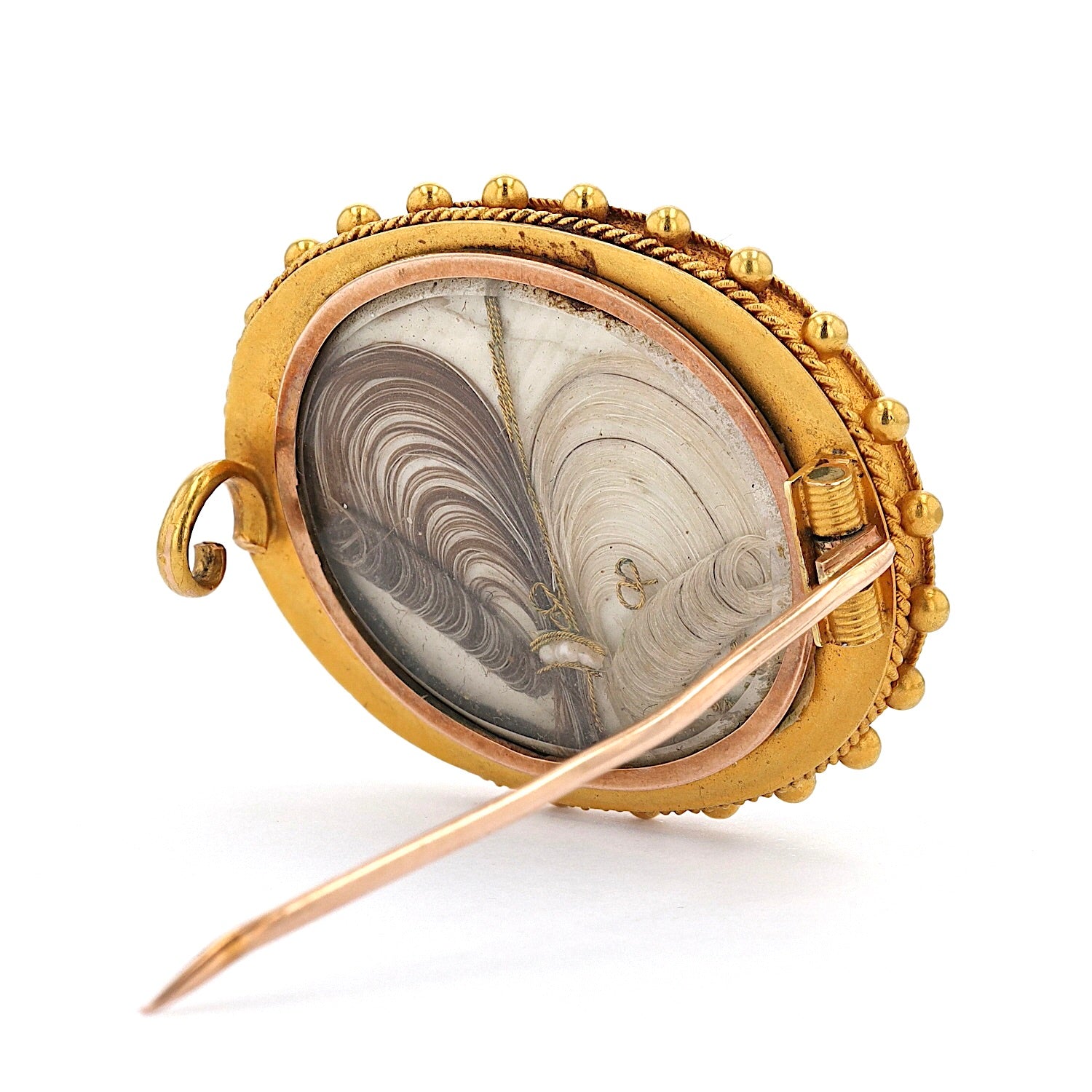 Viktorianische Brosche aus 9 kt Gelbgold mit Onyx und Saatperlen, liegend Rückseite rechts gedreht