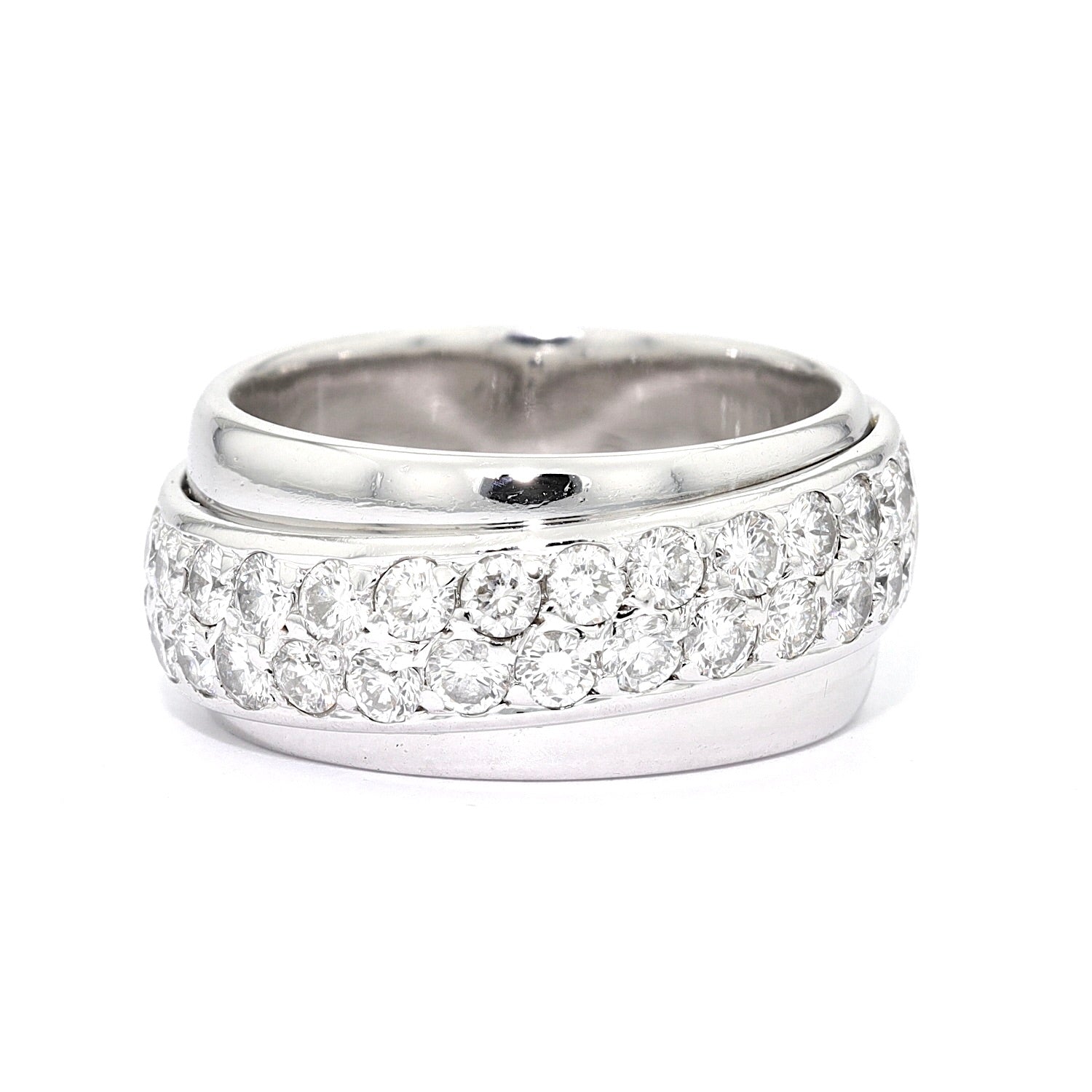 Ring in 750er Weißgold mit ca. 1 ct. Brillanten, liegend frontal