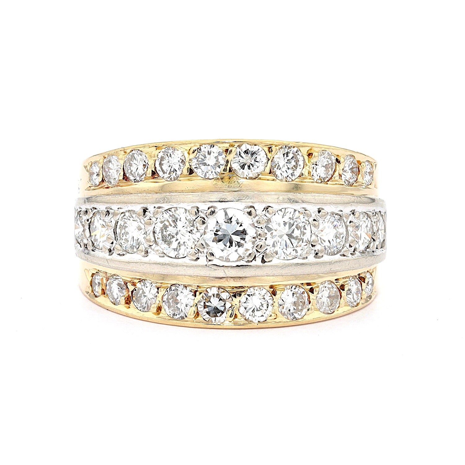 Ring in 750er Bicolor Gold mit insgesamt ca. 1,6 ct Brillanten, liegend frontal