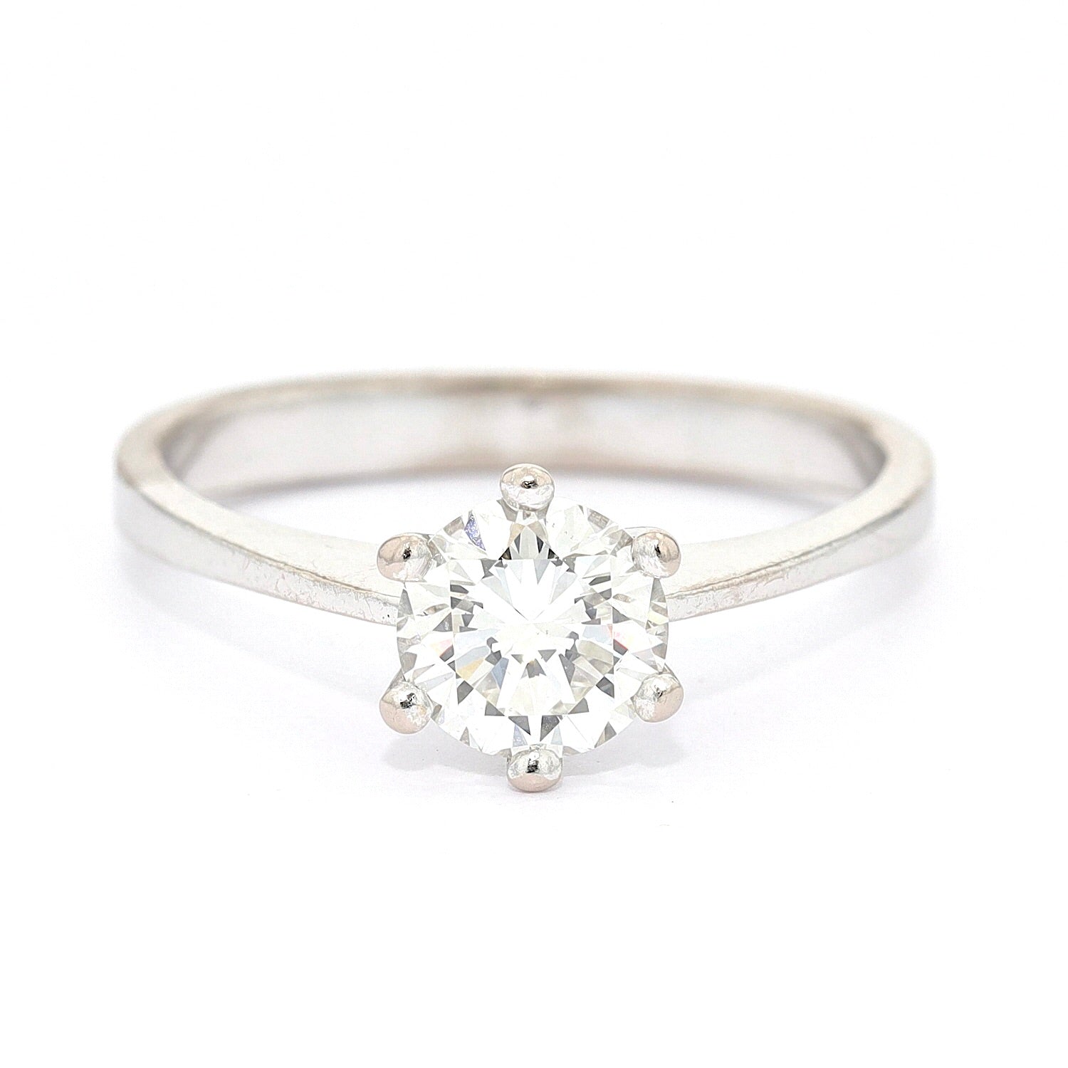 Ring in 750er Weißgold mit einem Brillanten ca. 0,90 ct, liegend frontal