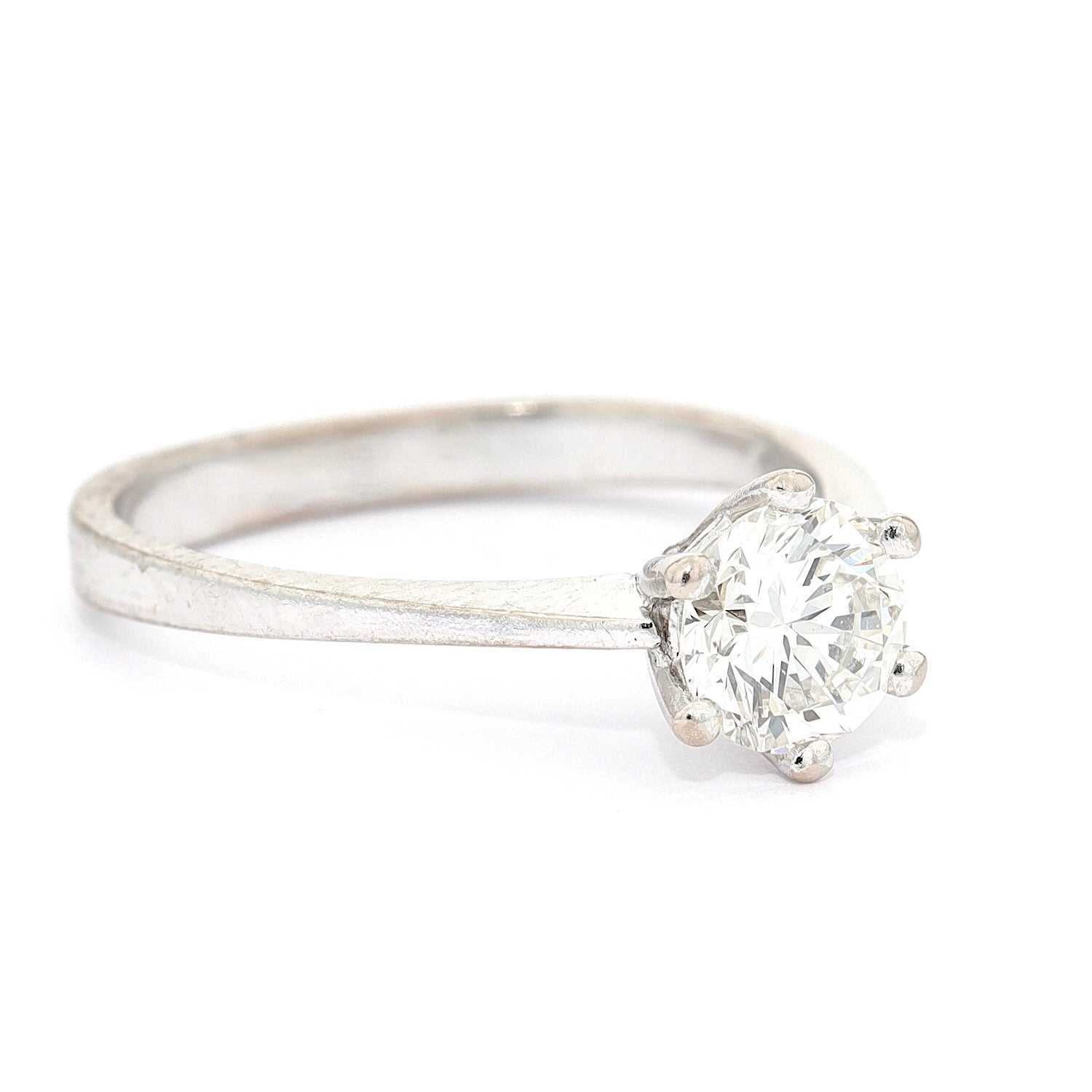 Ring in 750er Weißgold mit einem Brillanten ca. 0,90 ct, liegend rechts gedreht