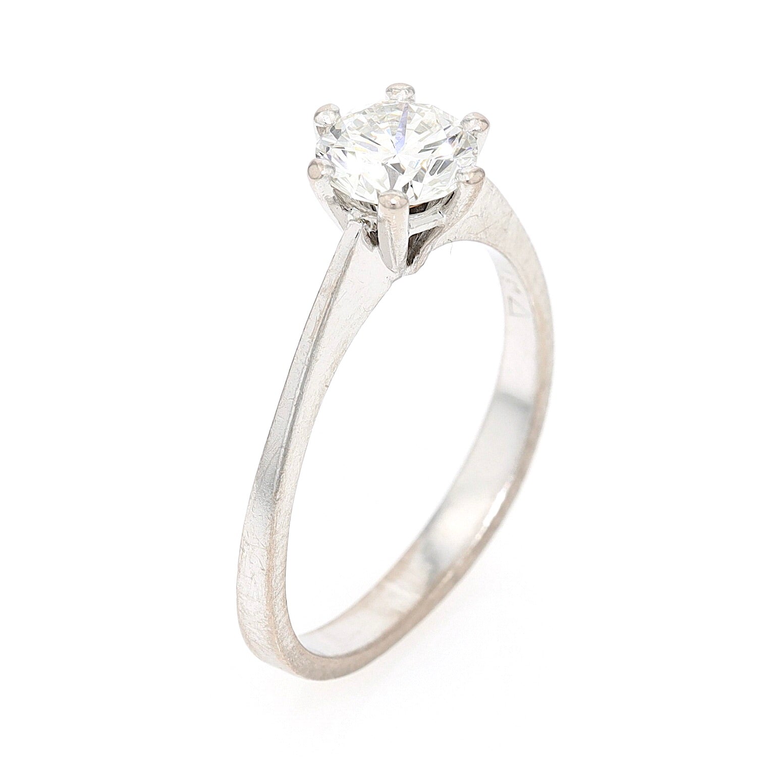 Ring in 750er Weißgold mit einem Brillanten ca. 0,90 ct, stehend