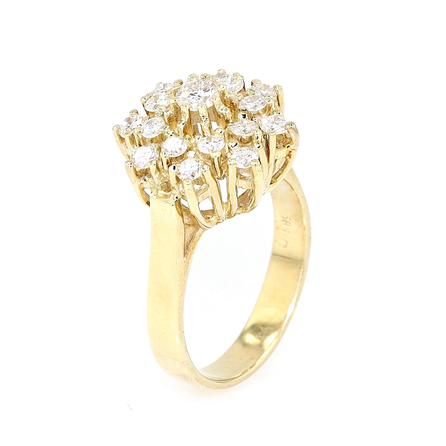 Ring in 585er Gelbgold mit insgesamt ca. 0,80 ct Brillanten, stehend