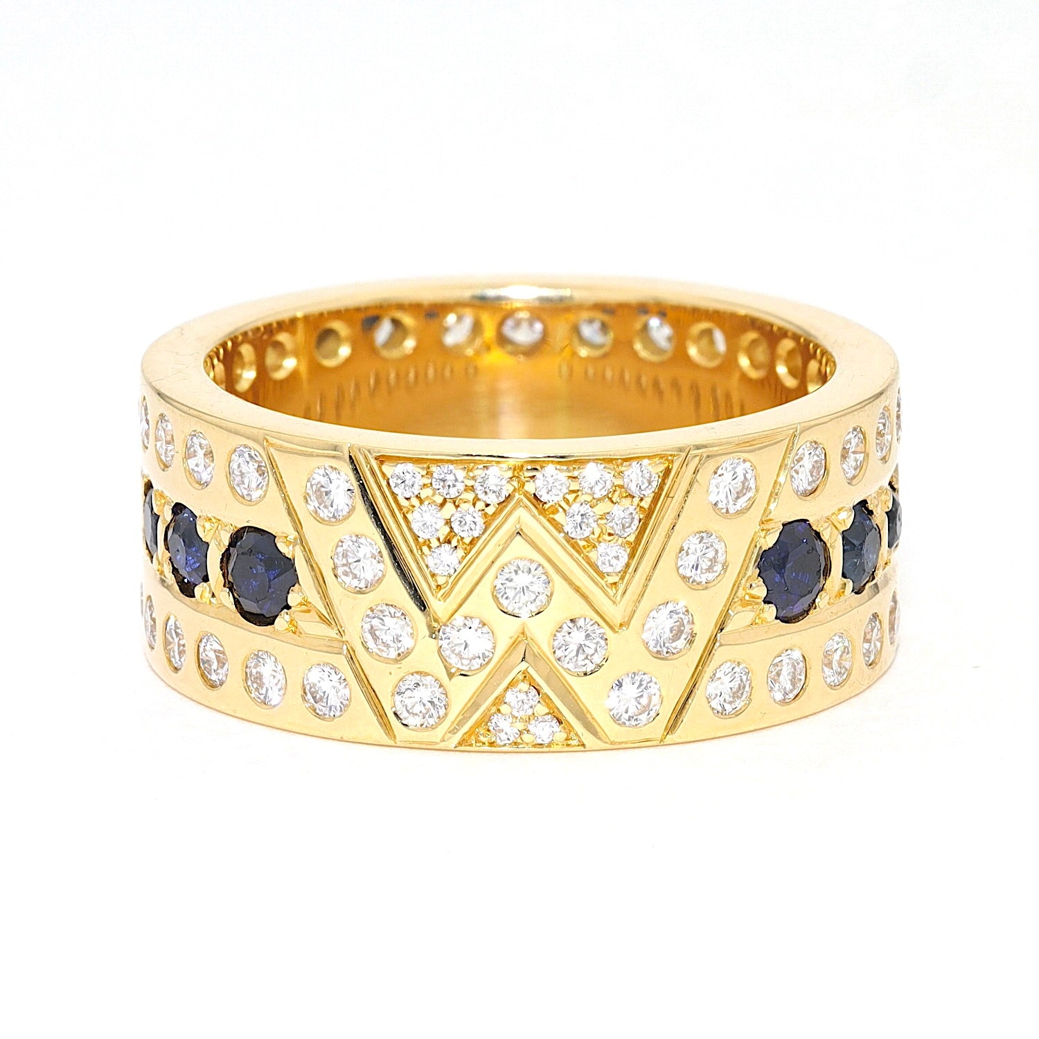 Ring in 750er Gelbgold mit Brillanten und Saphiren, liegend frontal