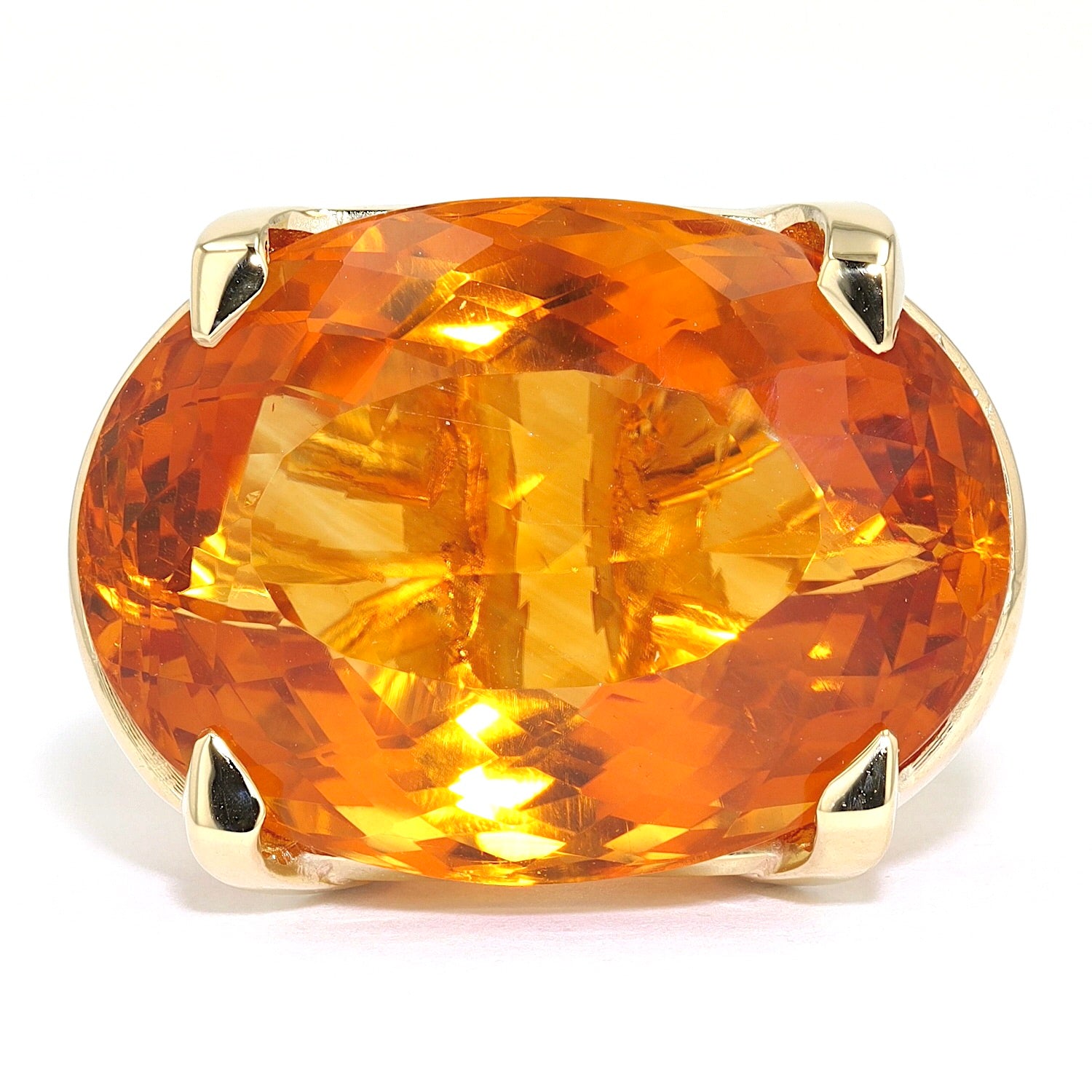 Ring in 750er Gelbgold mit einem Citrin ca. 14,8 ct, liegend frontal