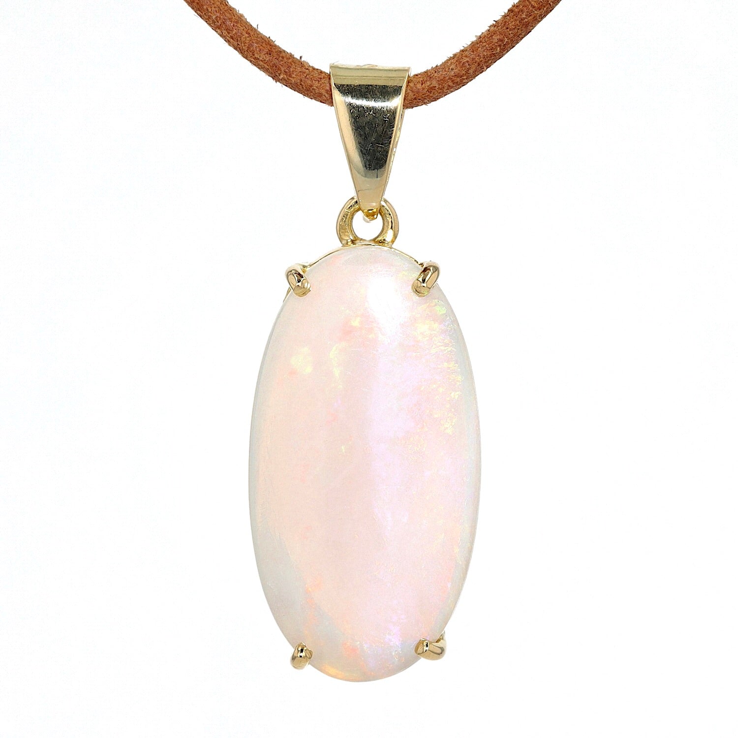 Anhänger in 750er Gelbgold mit einem Kristallopal, hängend frontal