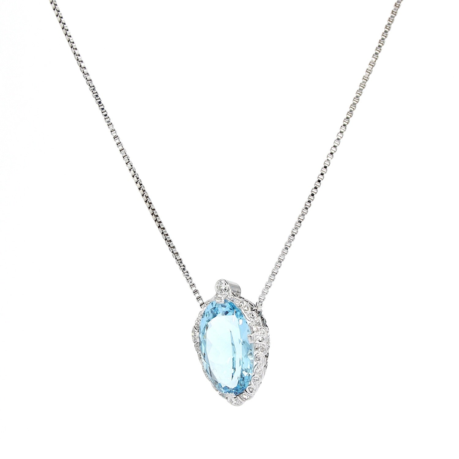 Vintage Collier in 585er Weißgold mit einem Aquamarin und Diamanten, hängend links gedreht