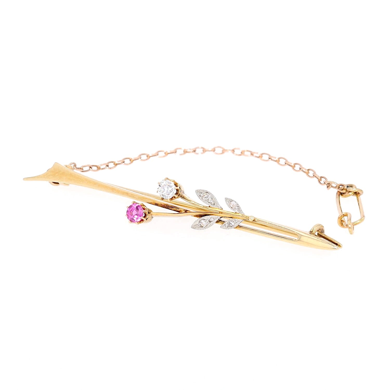Jugendstil Nadel in 585er Gelbgold mit Diamanten und einem Saphir, liegend links gedreht