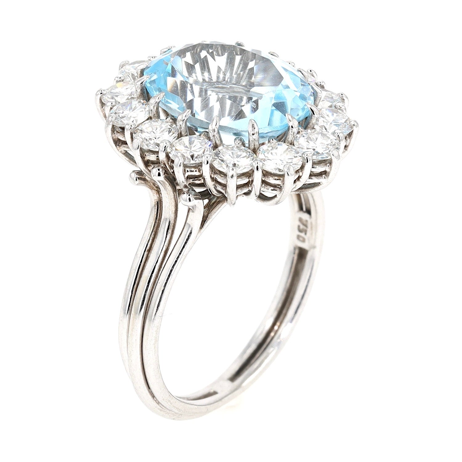 Ring in 750er Weißgold mit einem Topas und Brillanten, gesamt ca.1,68 ct, stehend