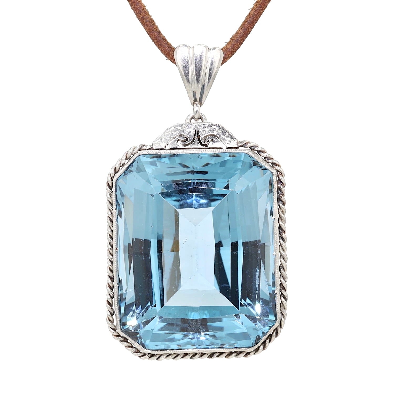 Anhänger in 585er Gelbgold und Platin mit einem großen blauen synthetischen Spinell, hängend frontal