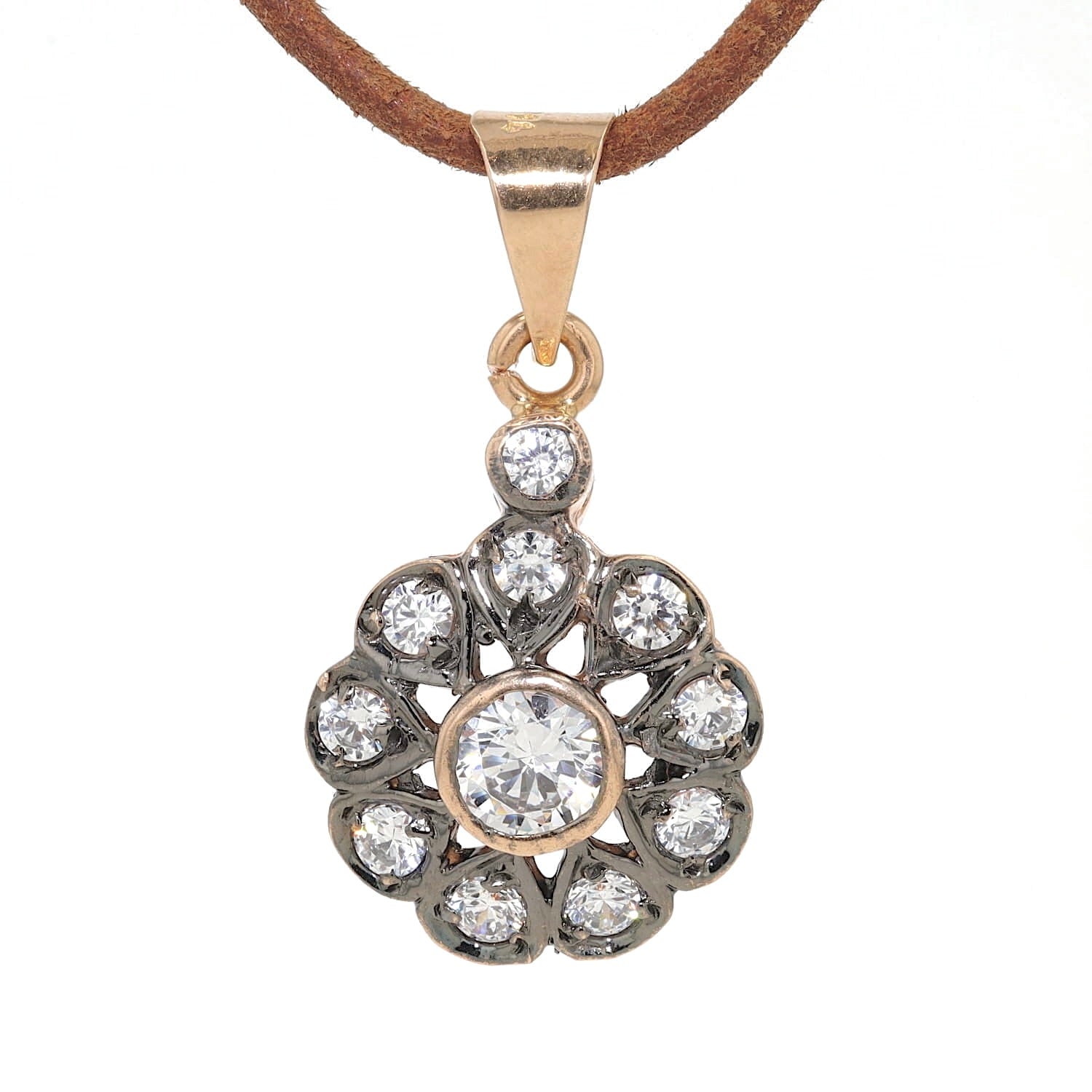 Anhänger in 585er Roségold mit Cubic Zirkonia, hängend frontal