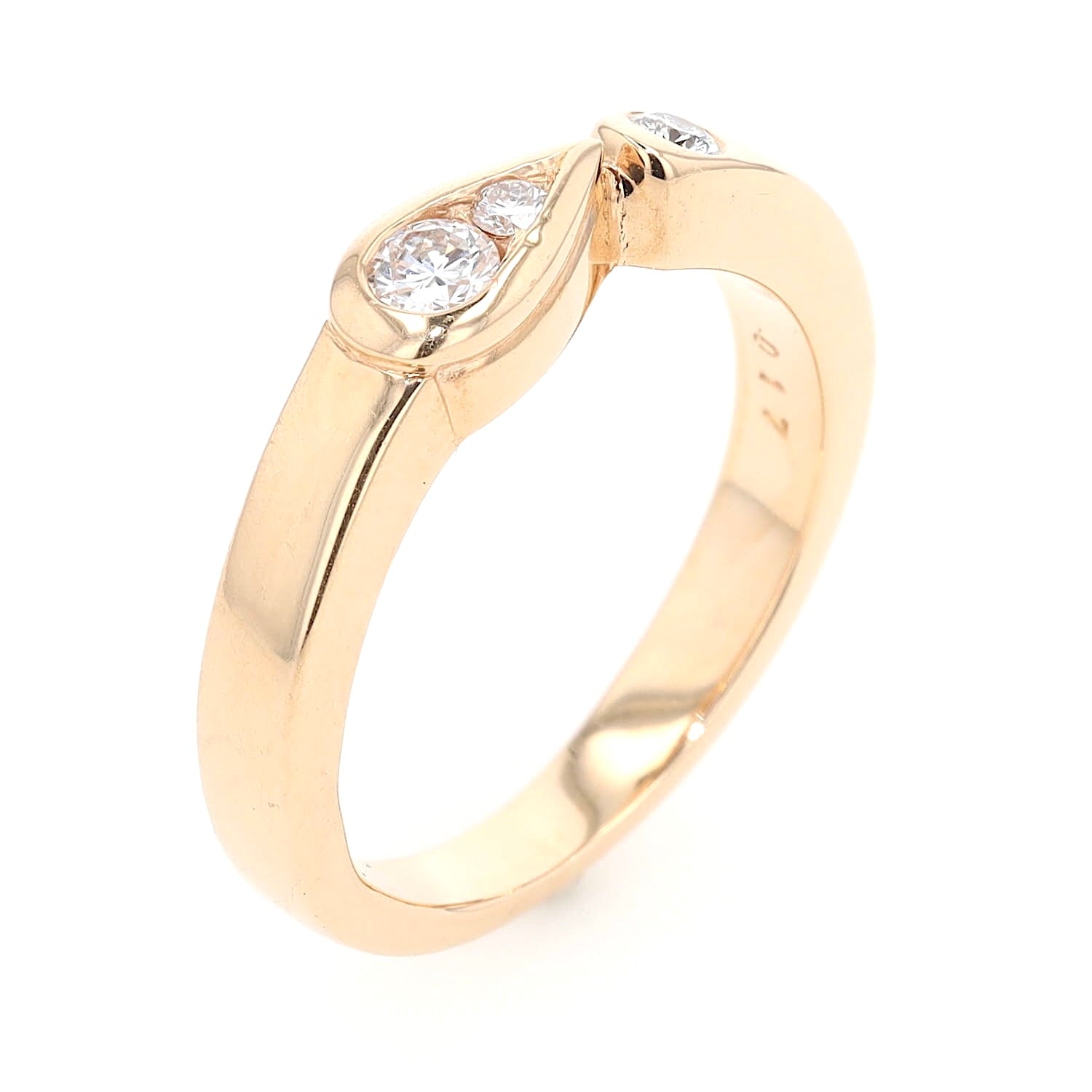 Ring in 750er Gelbgold mit Brillanten, stehend