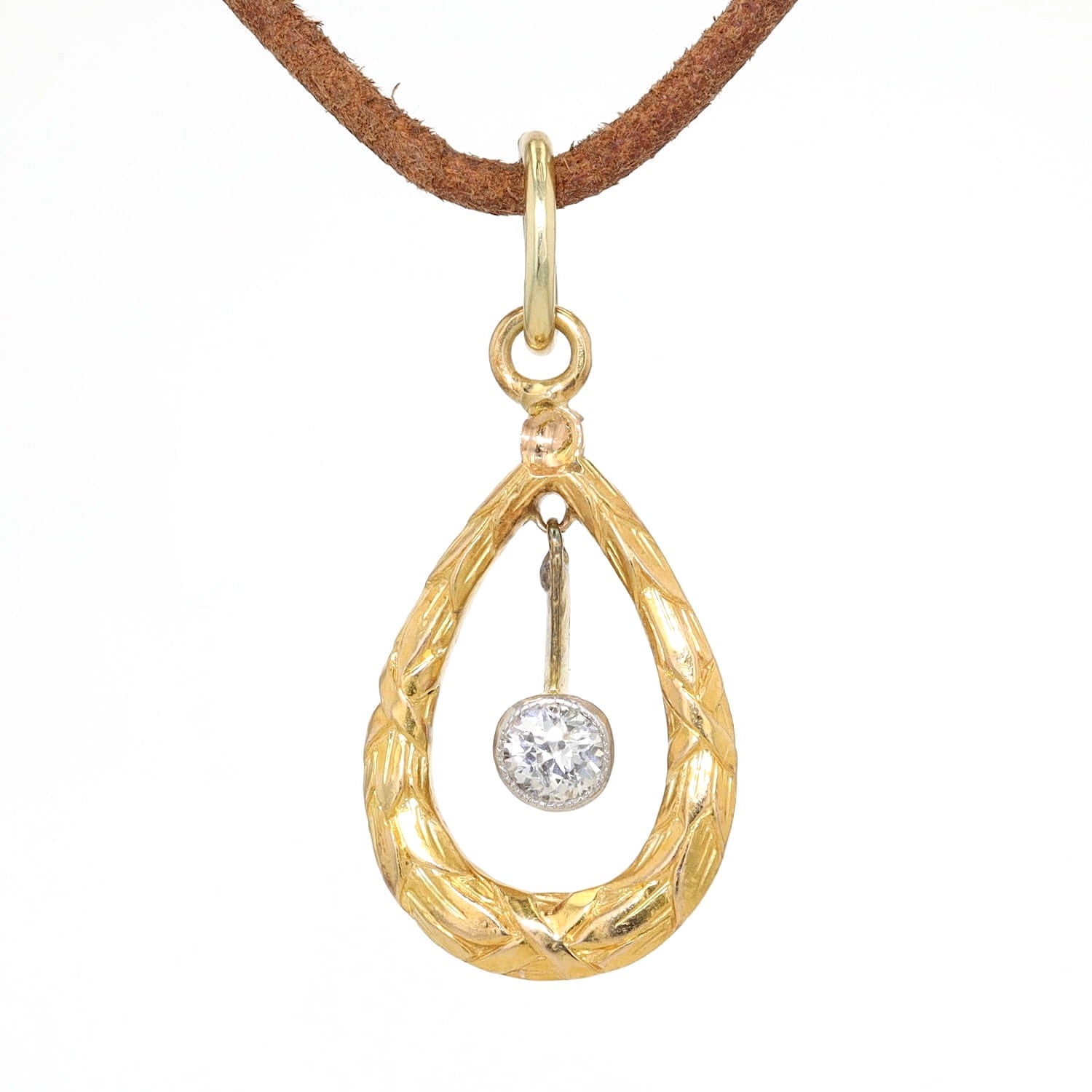 Anhänger in 750er/585er Gelbgold, Platin mit einem Diamanten, hängend frontal