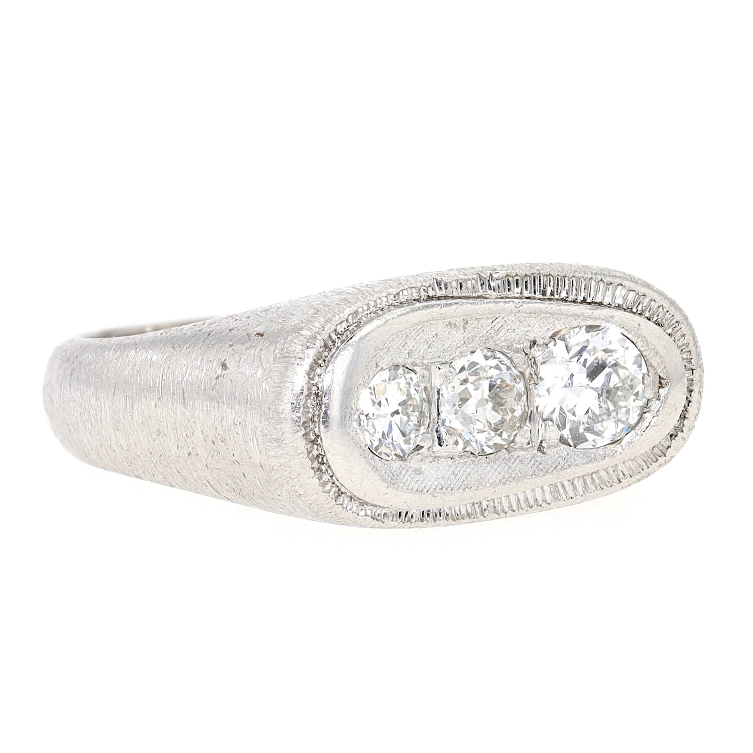 Vintage Ring in 750er Weißgold mit ca. 0,60 ct Diamanten, liegend rechts gedreht