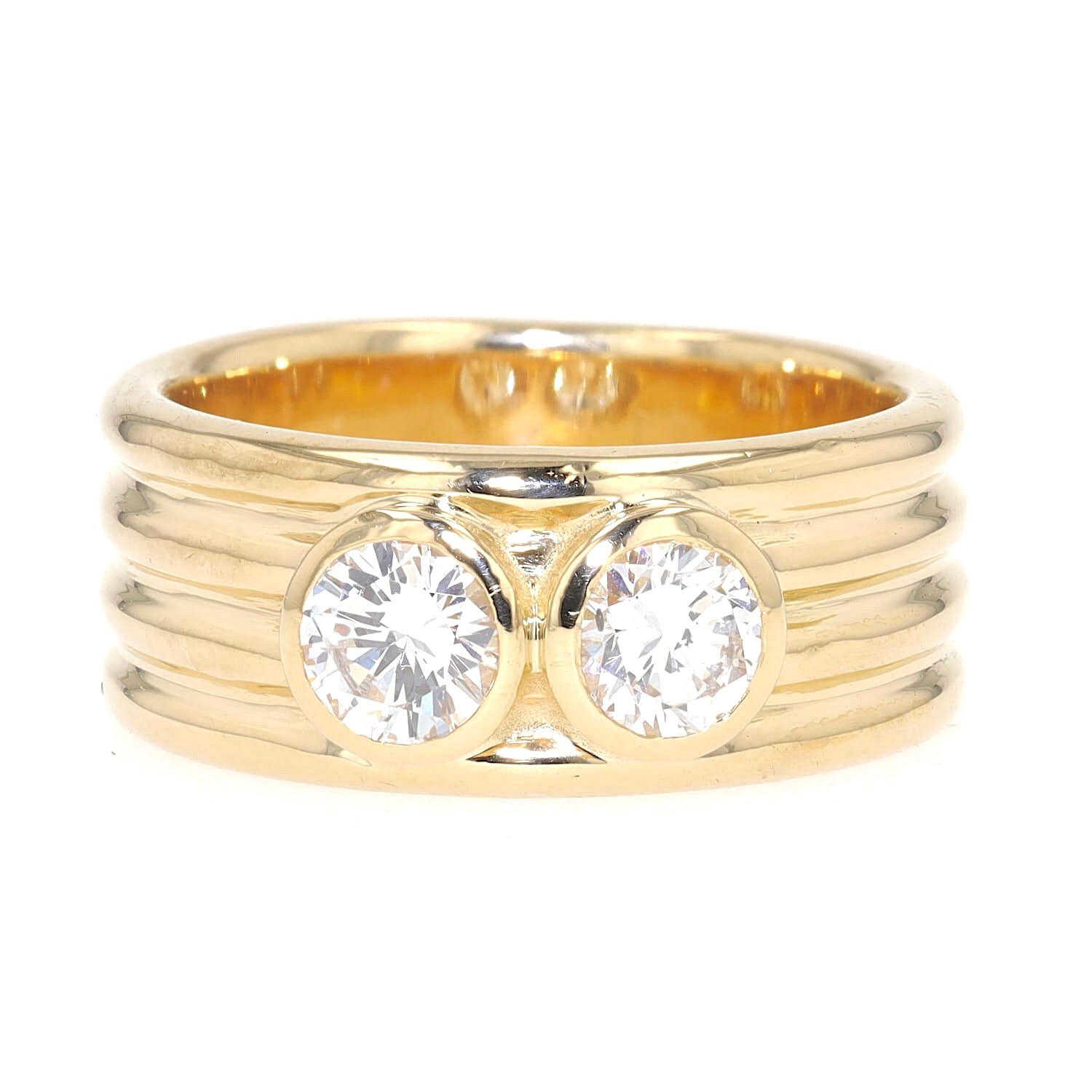 Ring in 750er Gelbgold mit 2 Brillanten je ca. 0,50 ct, liegend frontal