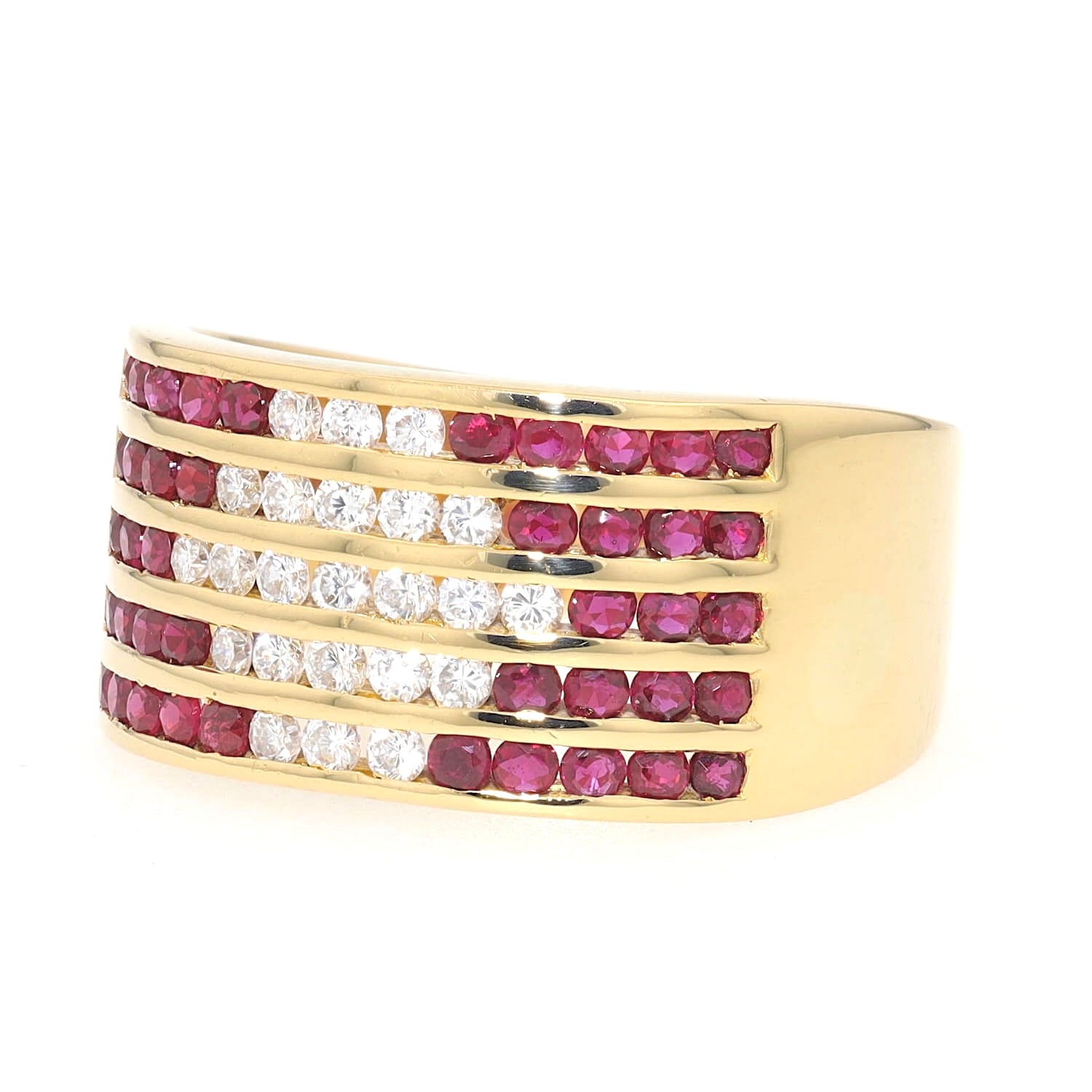 Ring in 750er Gelbold mit Brillanten und Rubinen, liegend links gedreht