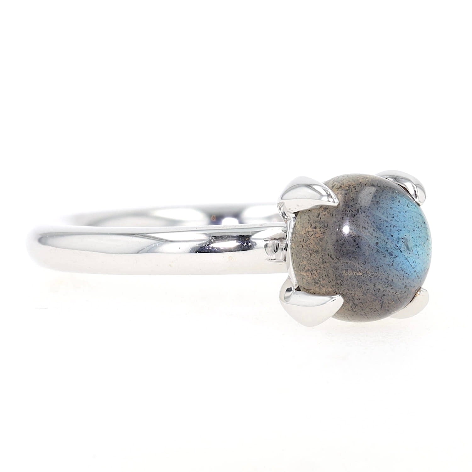 Catch Ring von Bron in 750er Weißgold mit einem Labradorit, liegend rechts gedreht