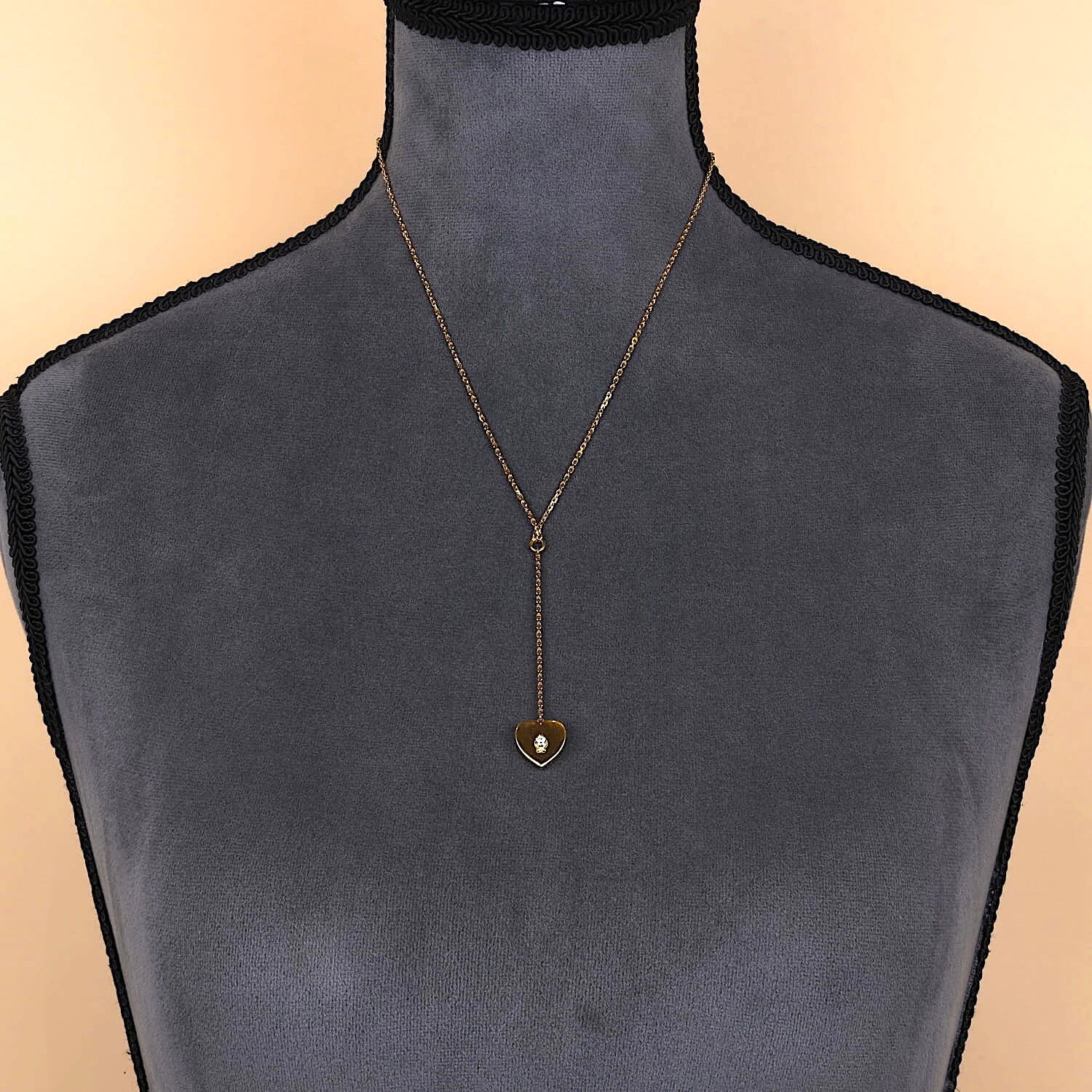 Jette Joop Collier in 750er Gelbgold mit einem Brillanten, liegend Draufsicht