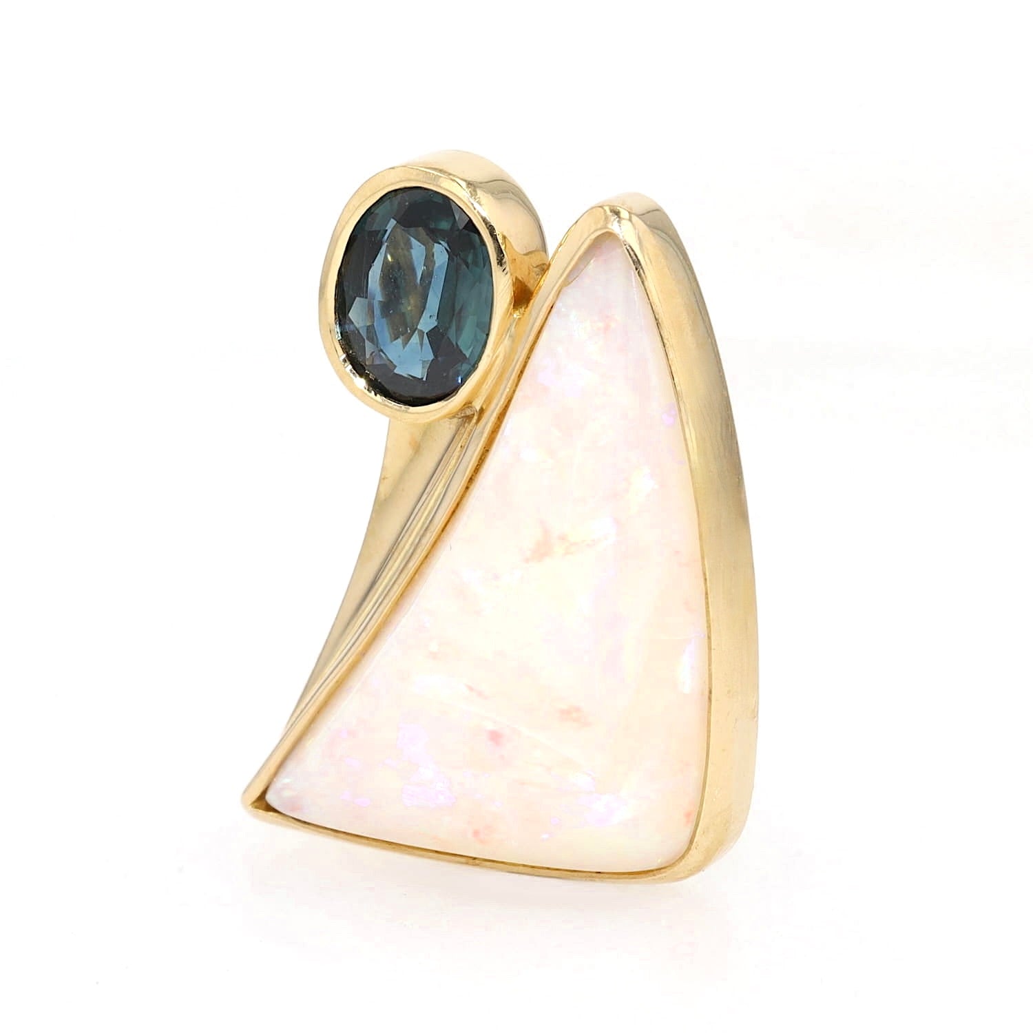 Anhänger in 750er Gelbgold mit einem Opal und einem blauen Saphir, stehend inks gedreht