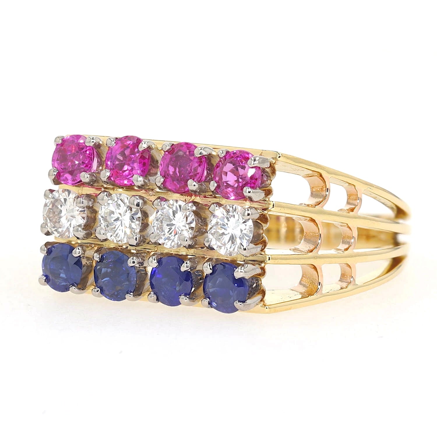 Vintage Ring in 750er Gelbgold mit Rubinen Saphiren und Brillanten, liegend links gedreht