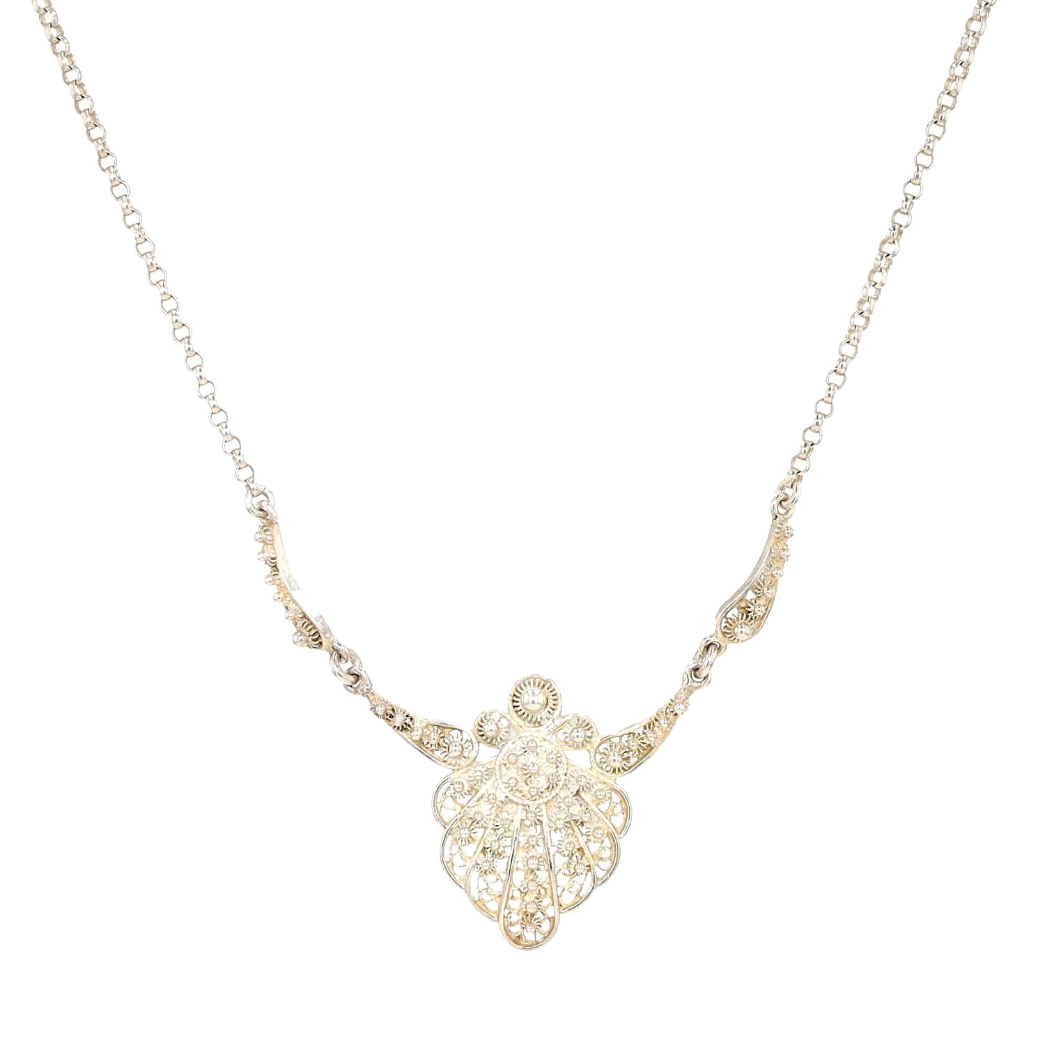 Long necklace chain in 835 silver, hanging from the front