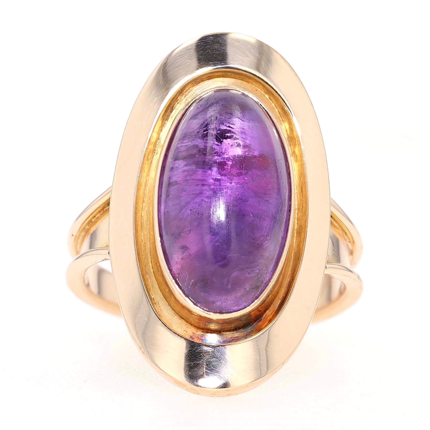 Kay Ring in 585er Roségold mit einem Amethyst, liegend frontal