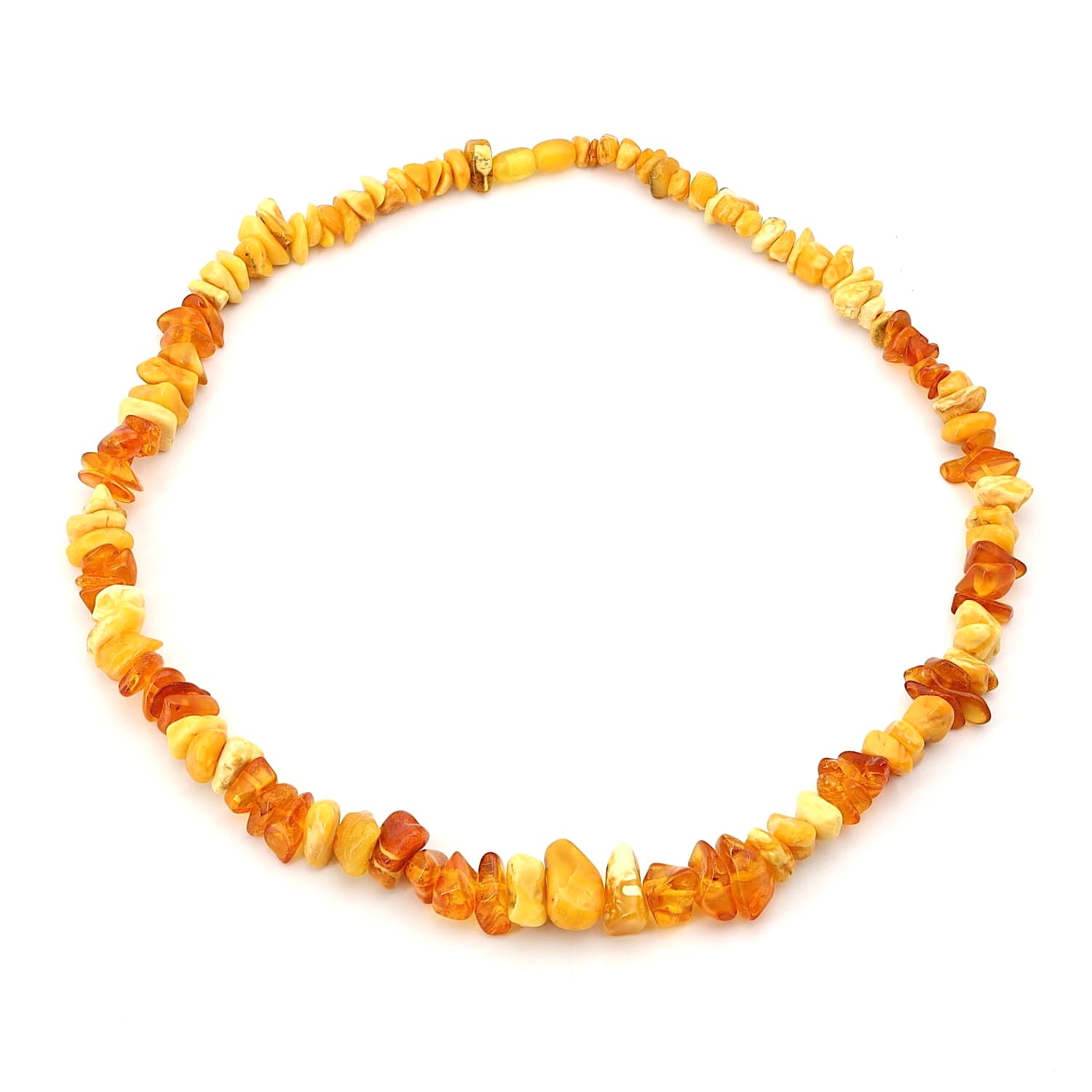 Amber chain in the course, lying closed