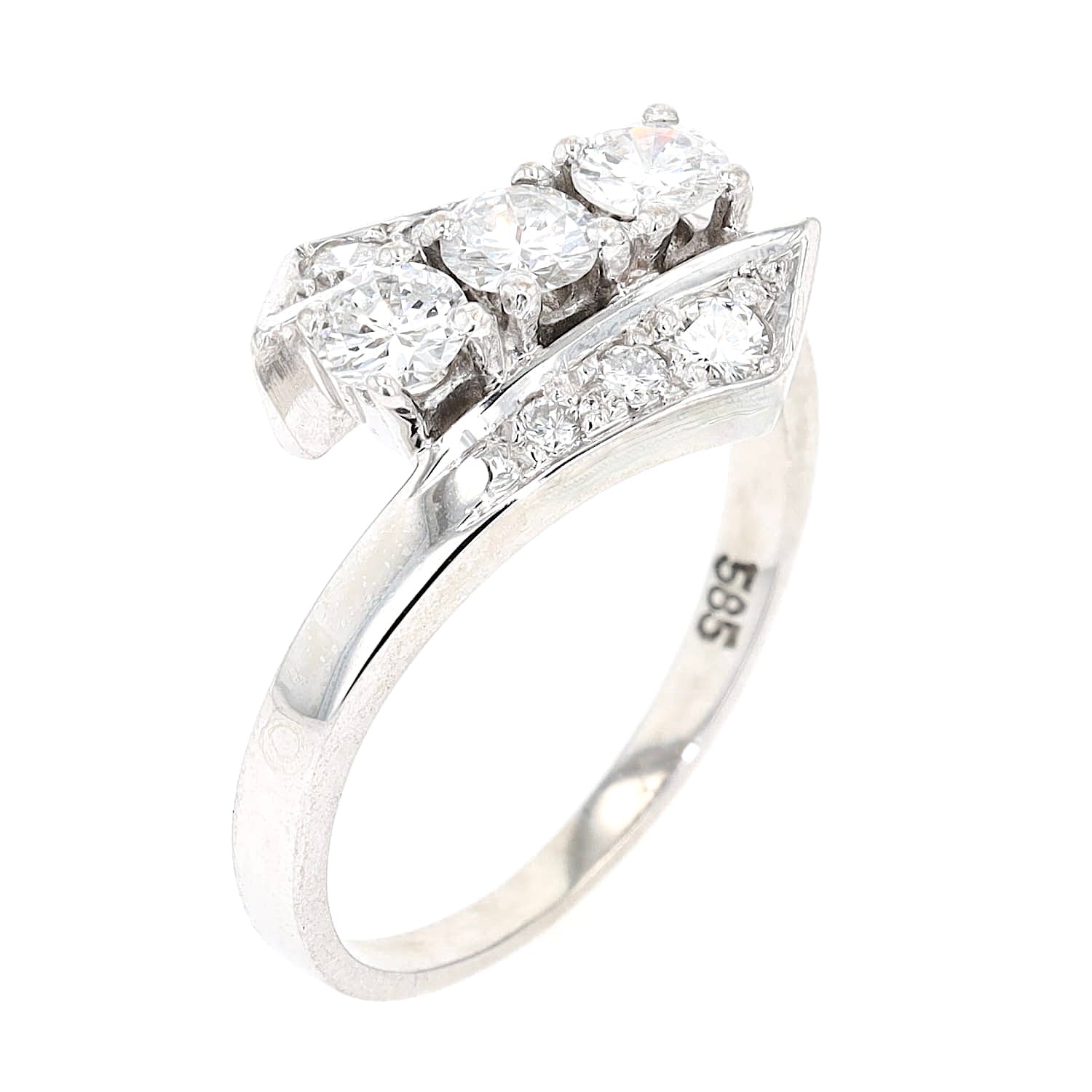 Trilogie-Ring in 585er Weißgold mit Brillanten, stehend