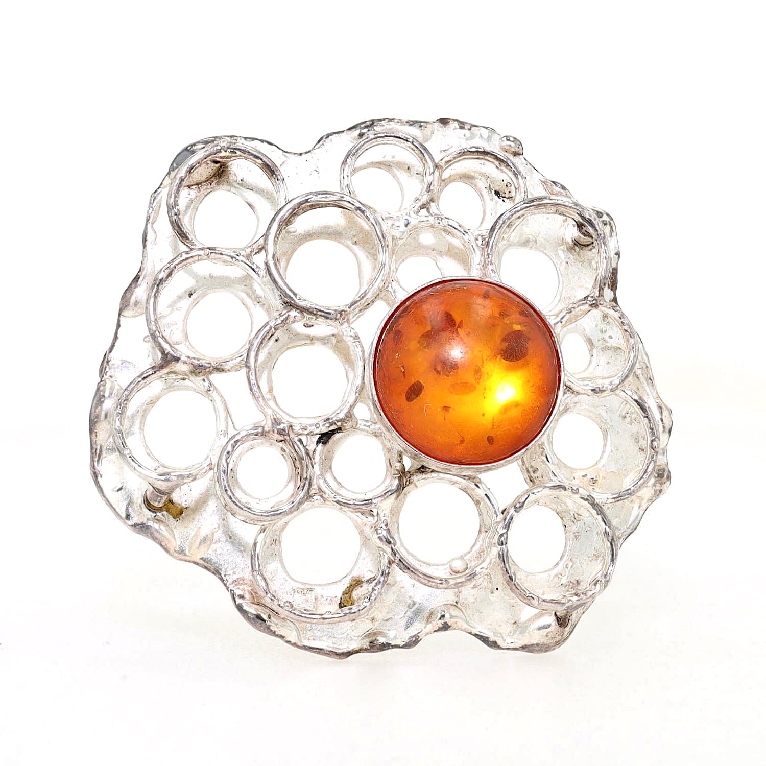 brooch from K&L Pforzheim in 835 silver with an amber, standing frontally
