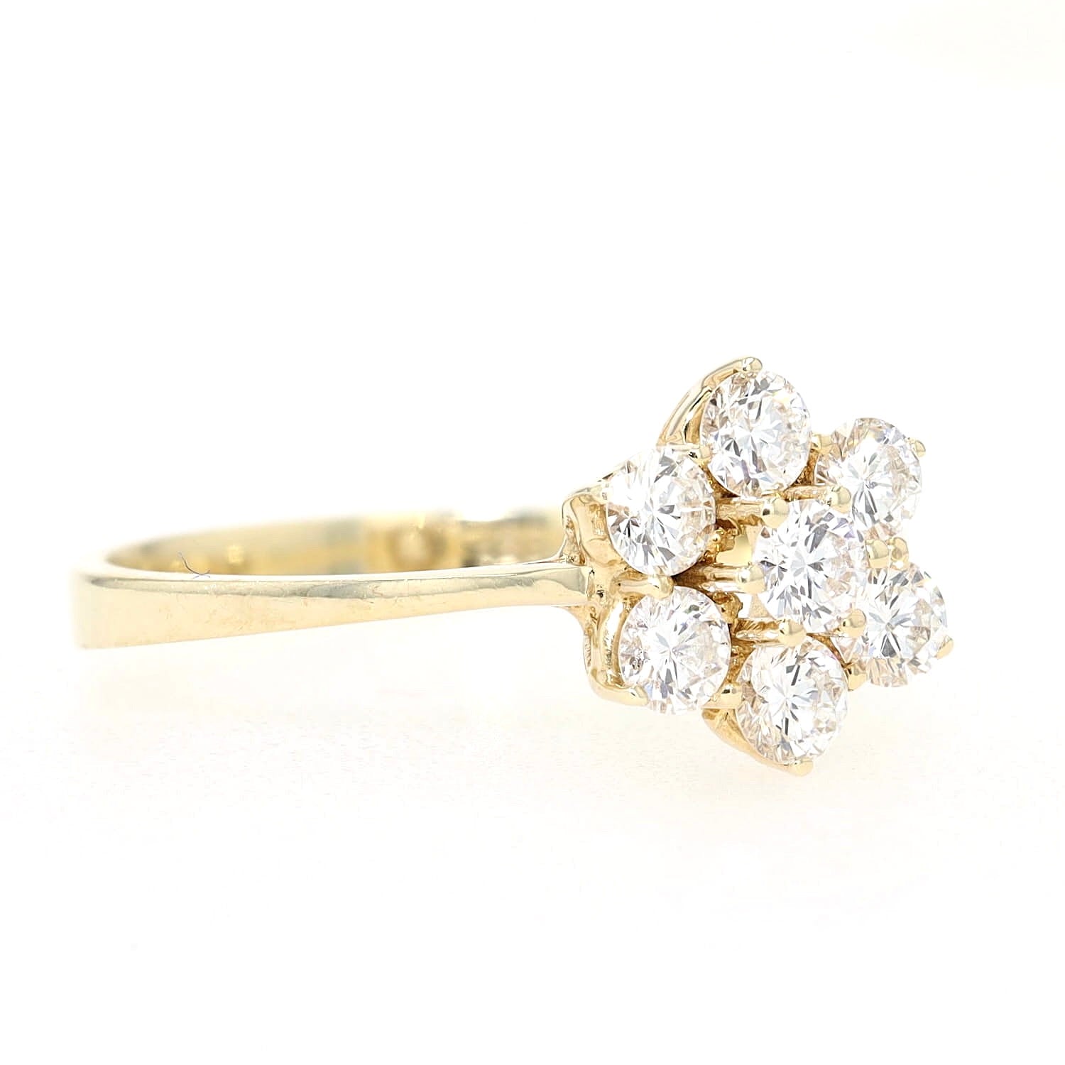 Ring in 585er Gelbgold mit Brillanten ca. 0,50 ct , liegend rechts gedreht