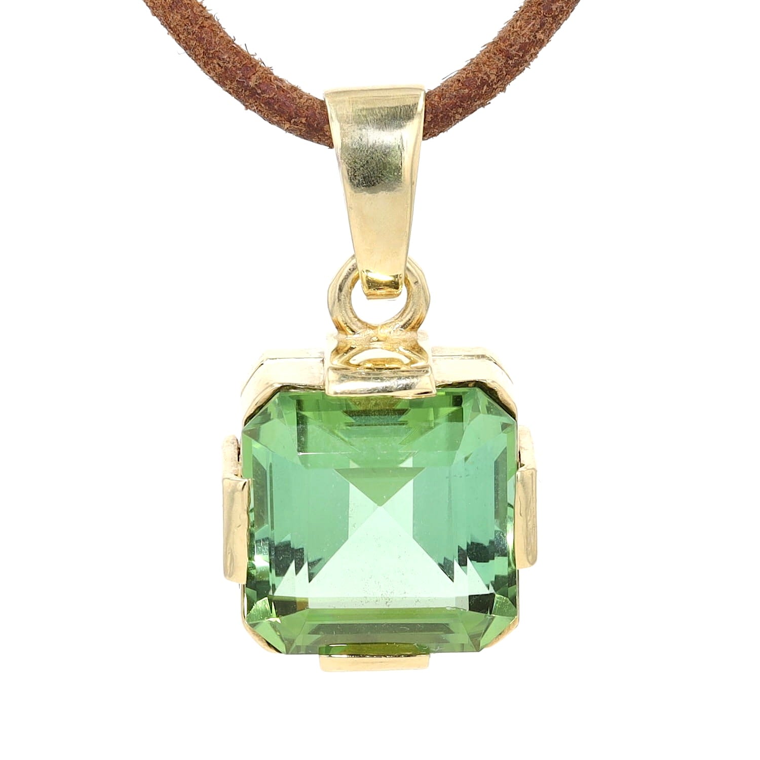 Anhänger in 585er Gelbgold mit einem Turmalin, hängend frontal