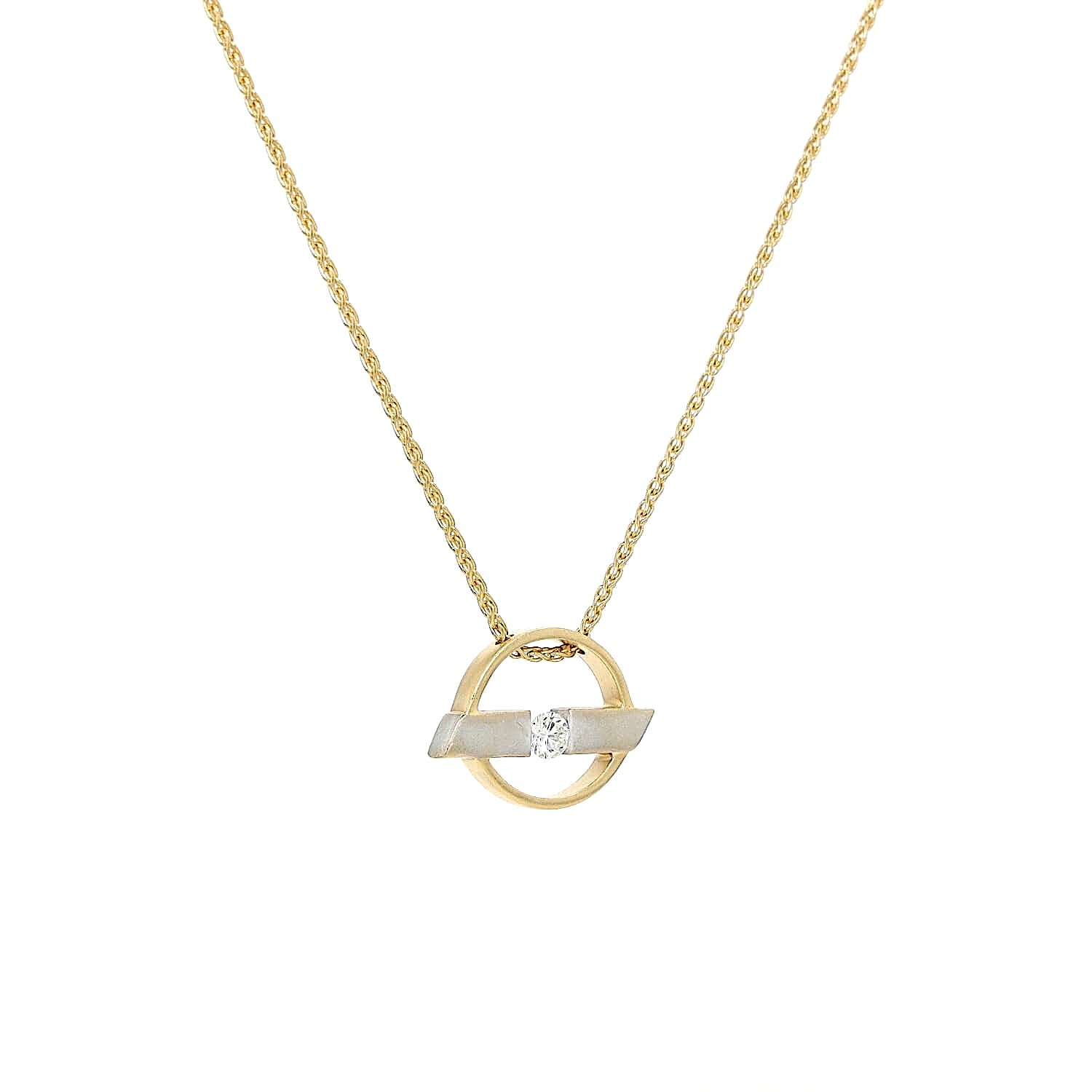 Chain in 750 yellow gold with a pendant in 750 yellow and white gold with a brilliant, hanging turned right
