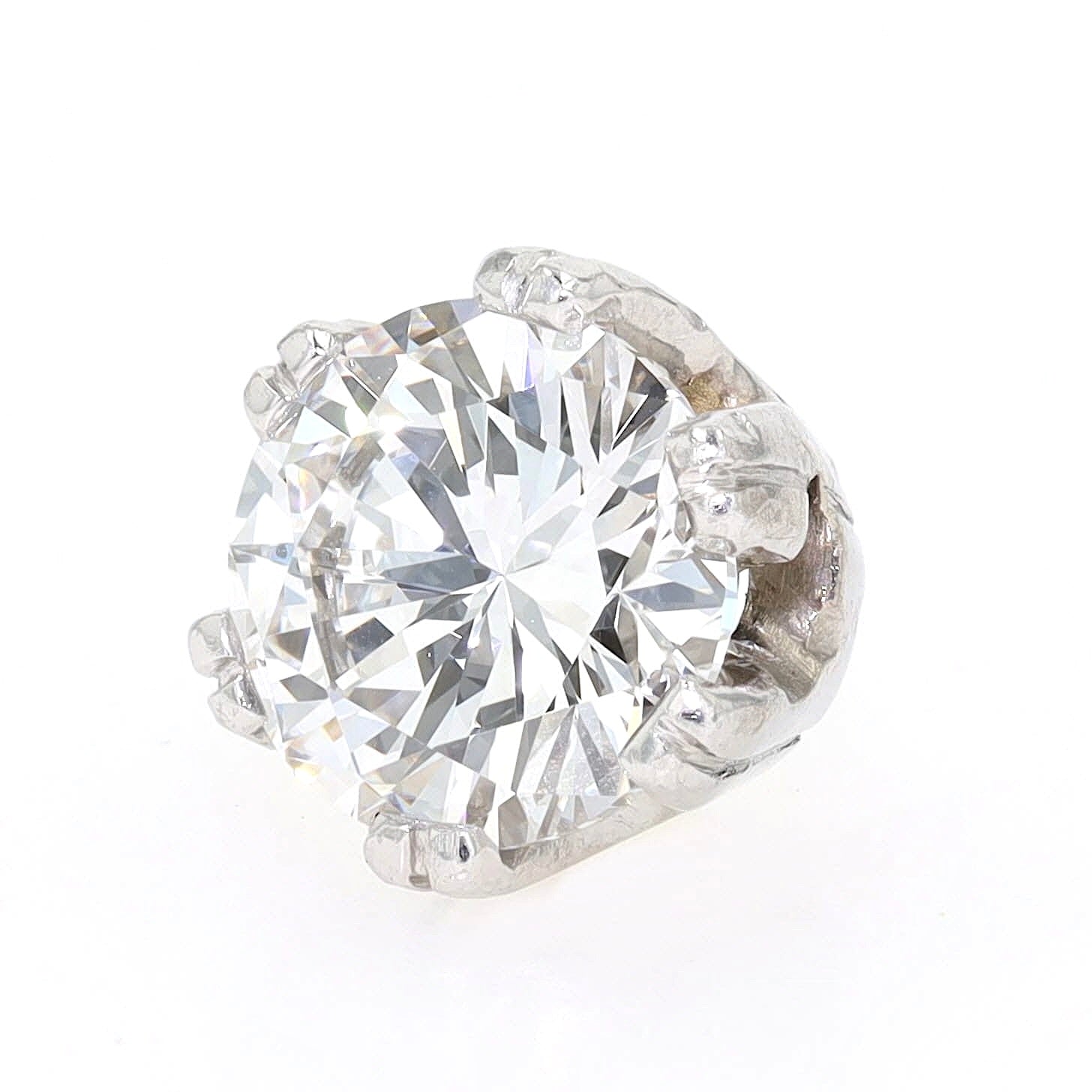 Anhänger in 750er Weißgold mit einem Brillanten ca. 1,0 ct, stehend inks gedreht