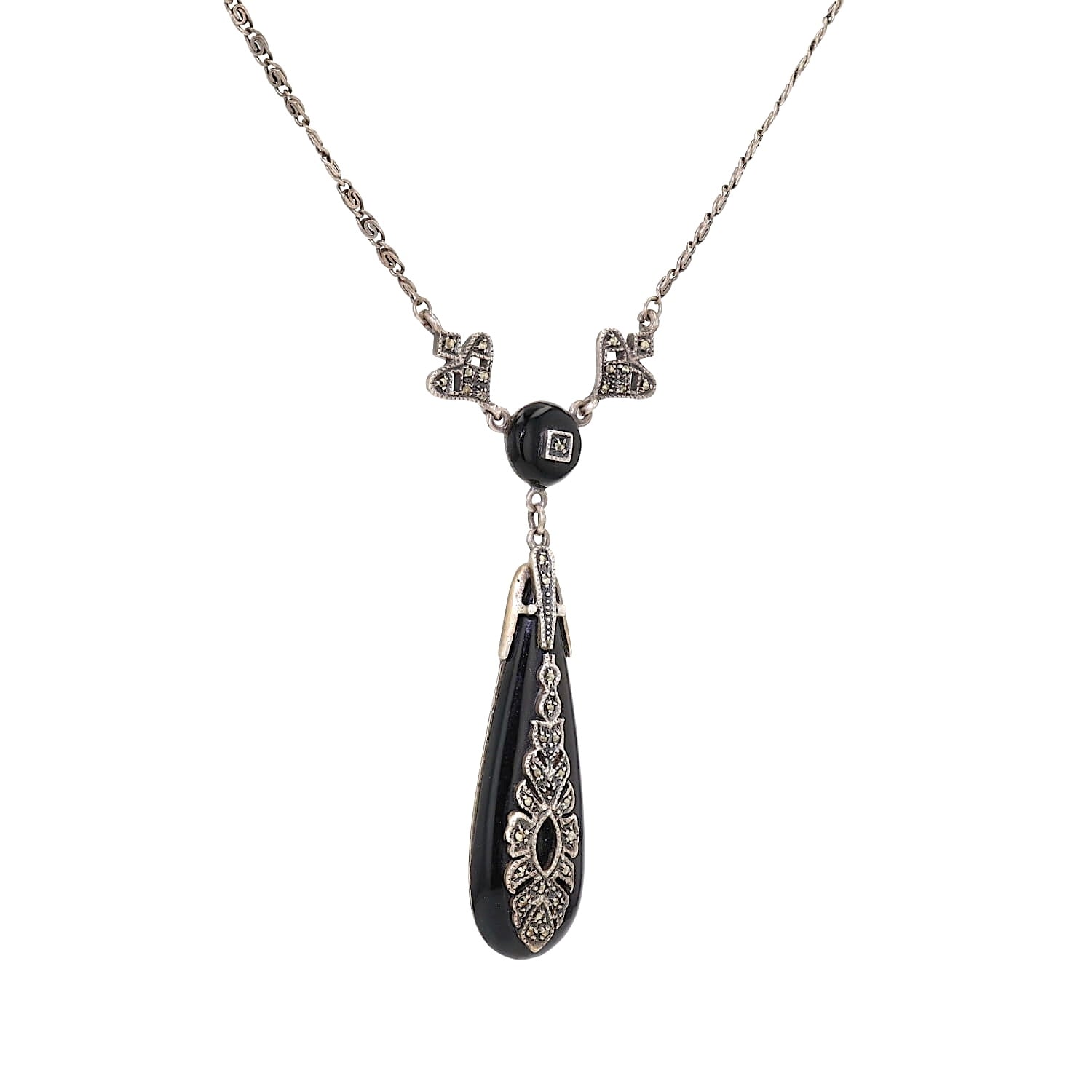 Art Deco necklace in 925 silver with onyx and marcasites, hanging turned to the right