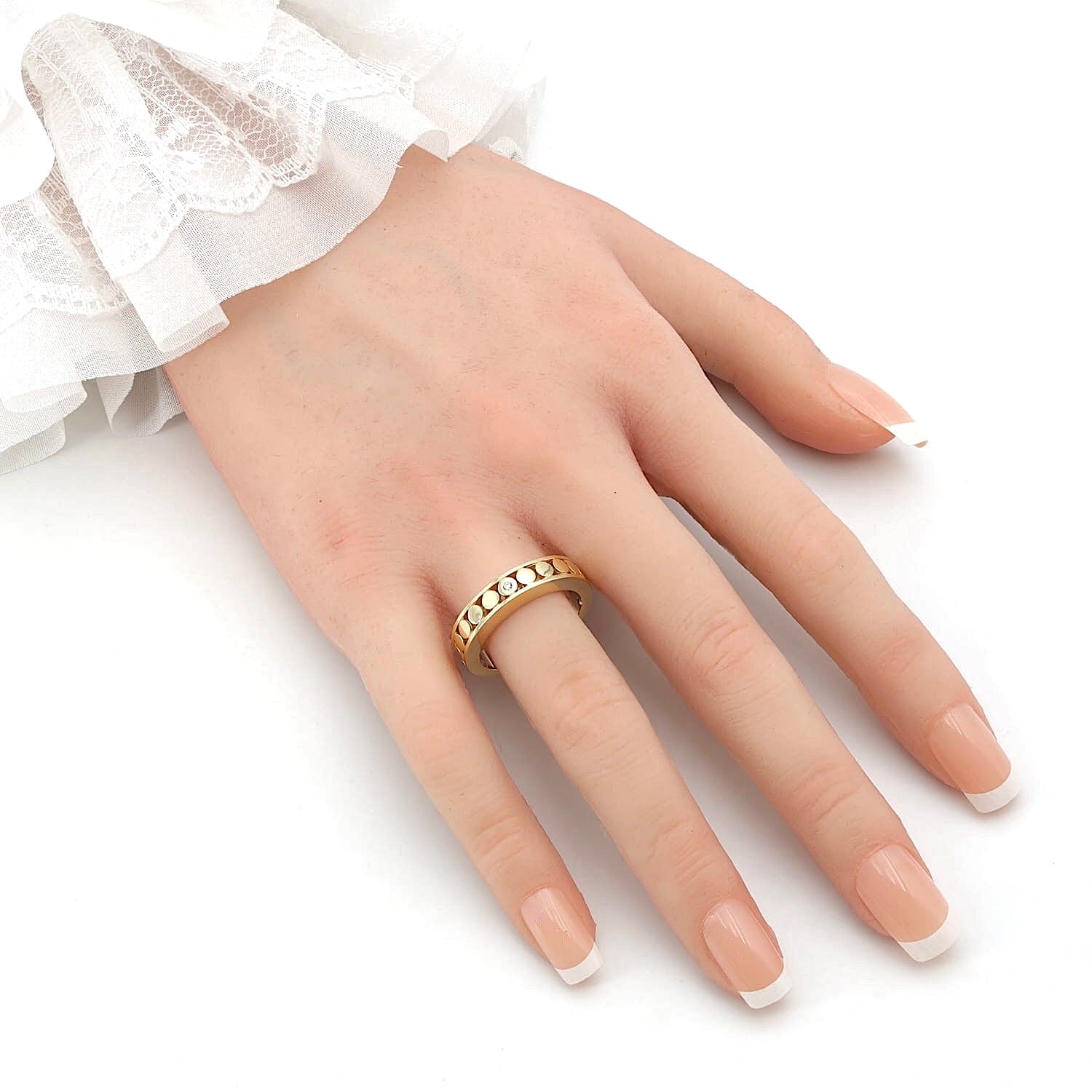 Jette Joop ring in 750 yellow gold with a brilliant, on an artificial hand