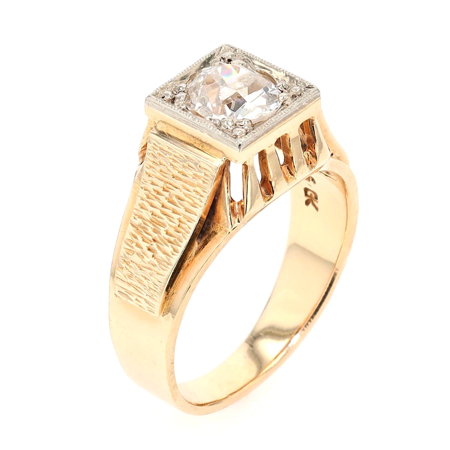 Ring in 585er Gelbgold mit einem ca. 0,95 ct Diamanten, Stehend