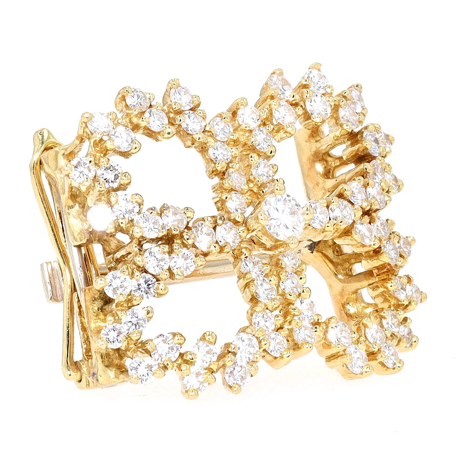 Large exclusive pearl necklace shortener in 750 yellow gold with approx. 1.6 ct Brilliants, standing slightly turned to the left