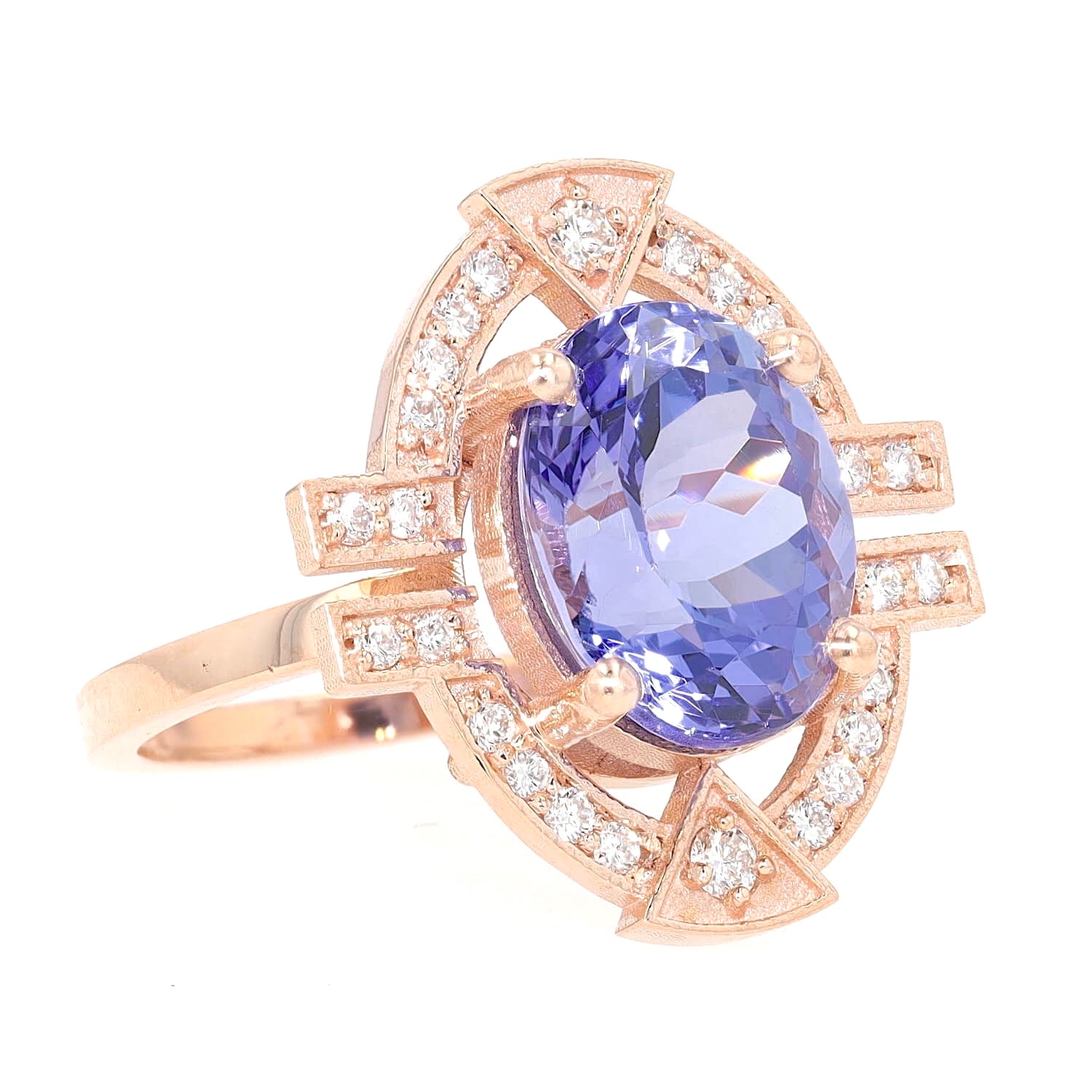 Ring in 585er Roségold mit einem Tansanit und Brillanten, liegend rechts gedreht