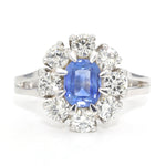 Ring in 750 white gold with a sapphire and brilliants