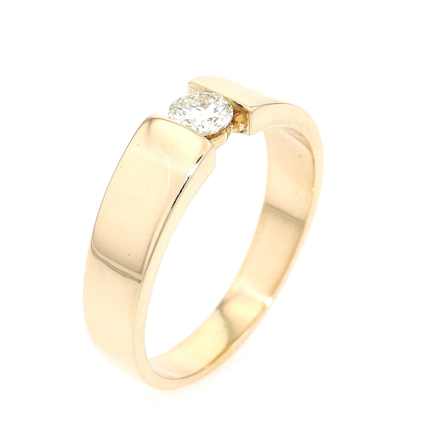 Ring in 585er Gelbgold mit einem Brillanten