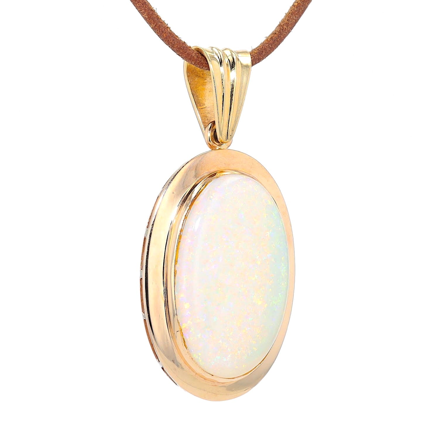 Vintage pendant in 585 yellow gold with a white precious opal, hanging turned to the right