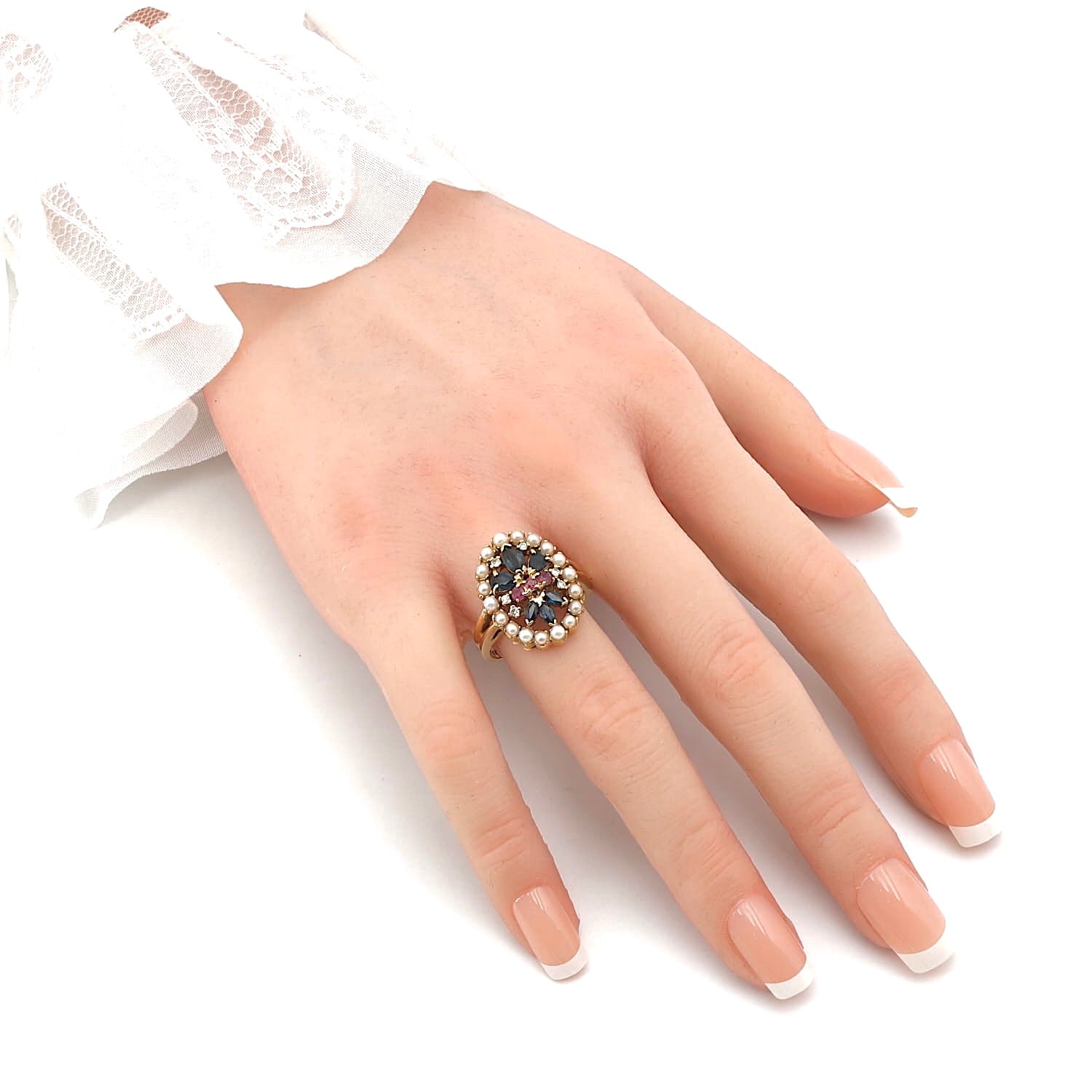 Franklin Mint ring in 585 yellow gold with seed pearls, sapphires, rubies and brilliants