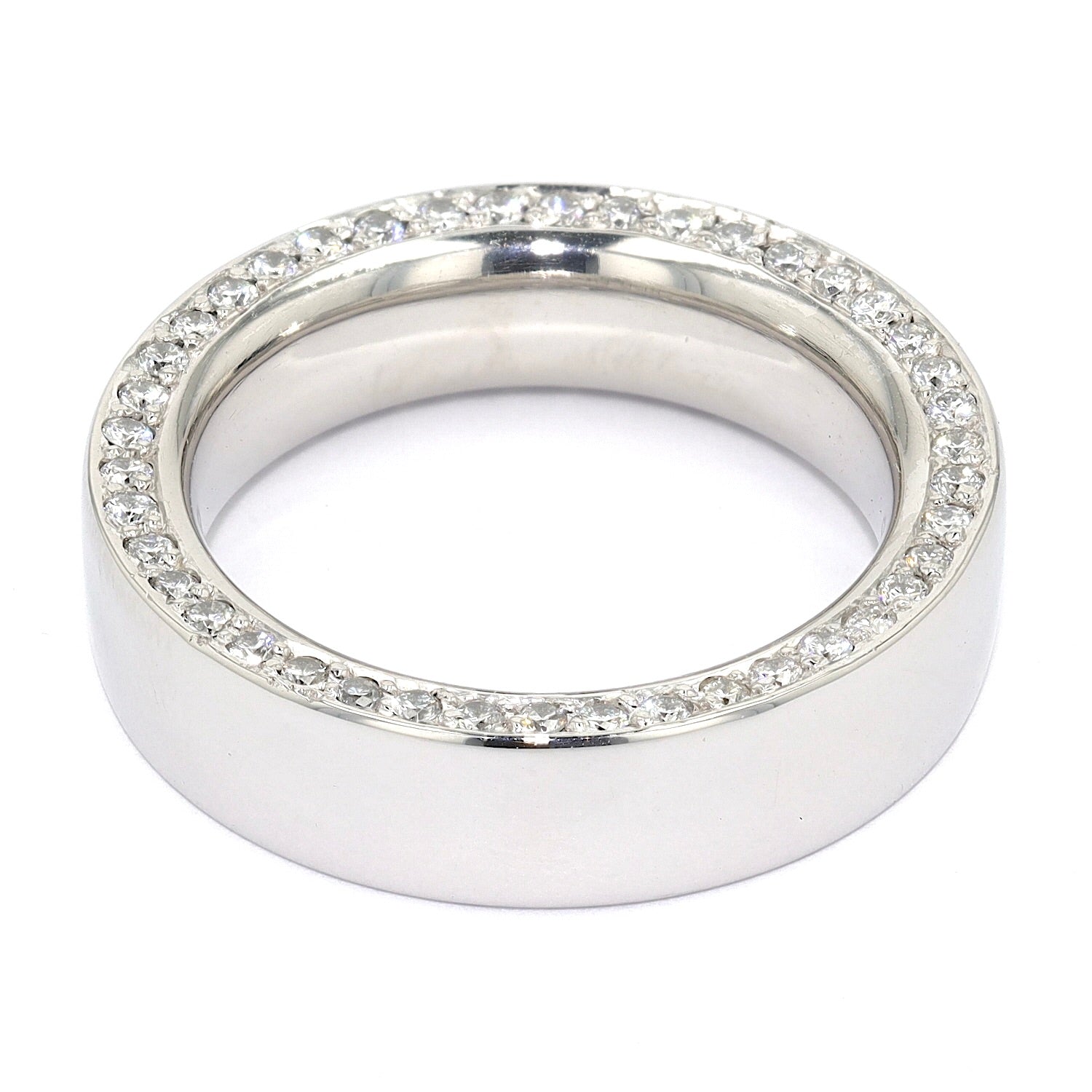 Ring in 950er Platin mit Brillanten, liegend Draufsicht