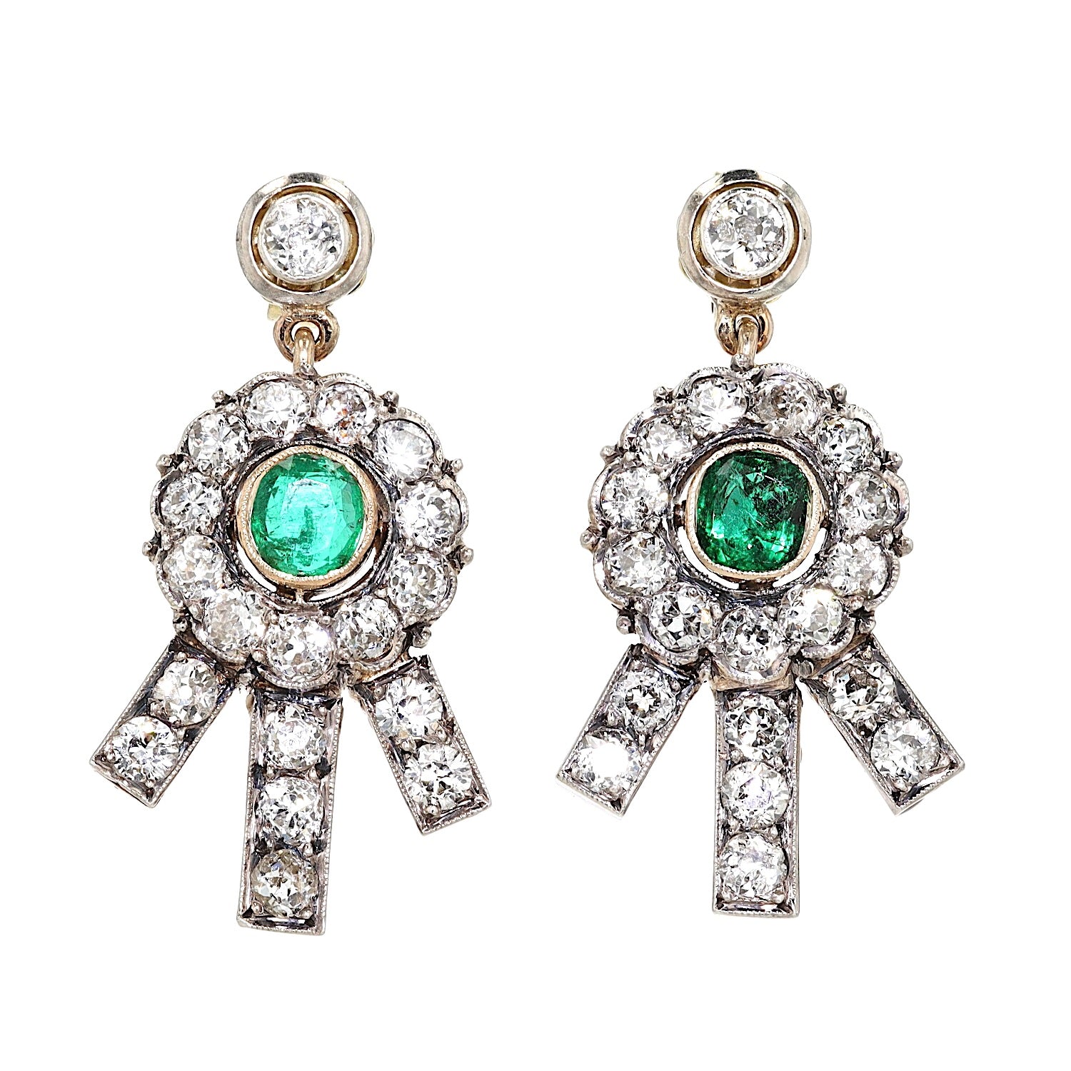 Pair of earrings from around 1900 in 9 ct yellow gold and silver with diamonds and emeralds